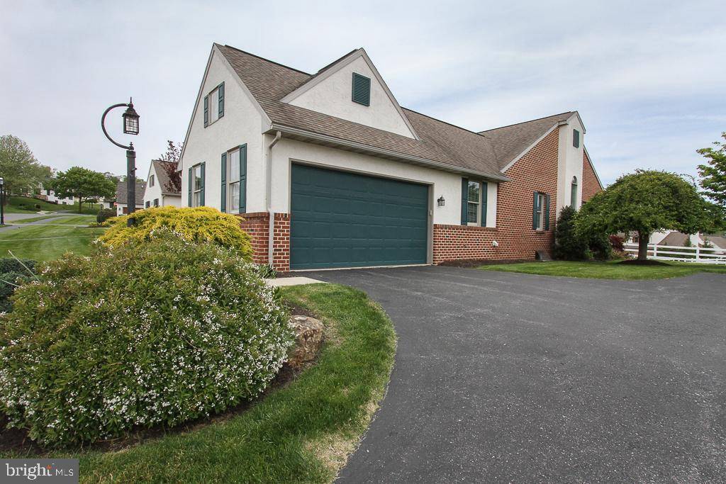 Elverson, PA 19520,88 ASCOT DR