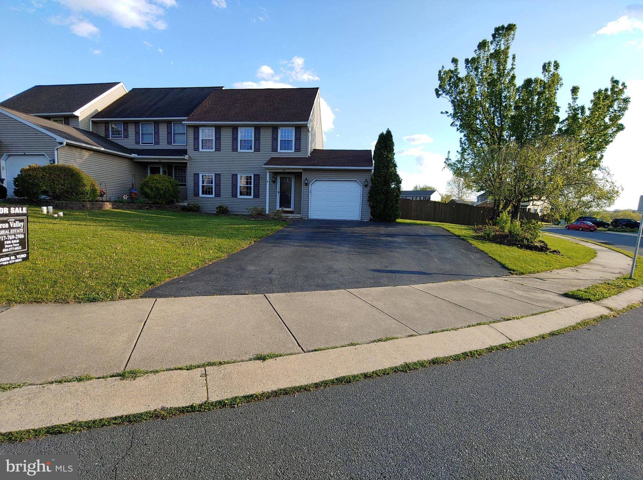 Reinholds, PA 17569,92 RED STONE CIR