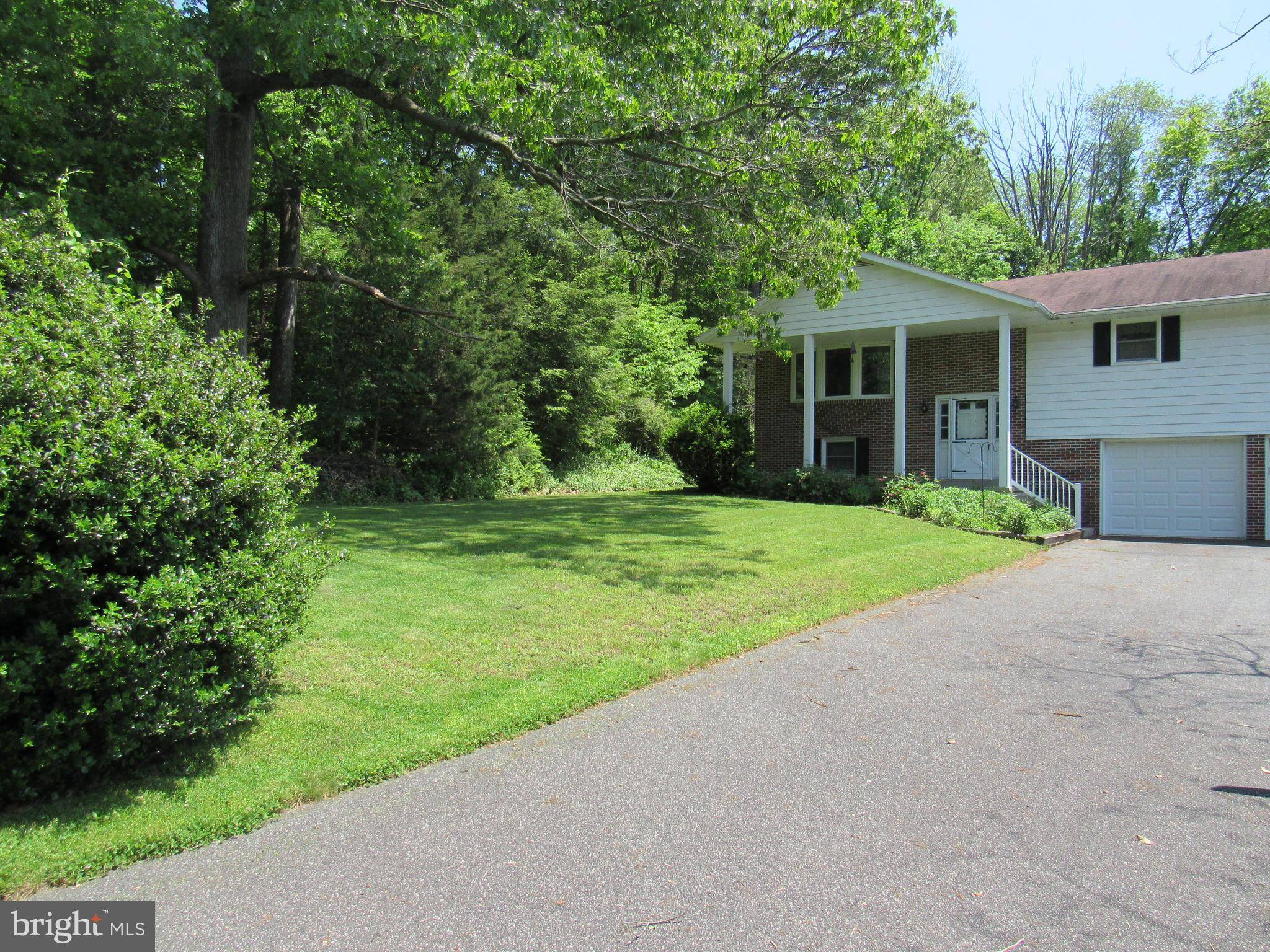 East Greenville, PA 18041,3084 TOWNSHIP WOODS RD