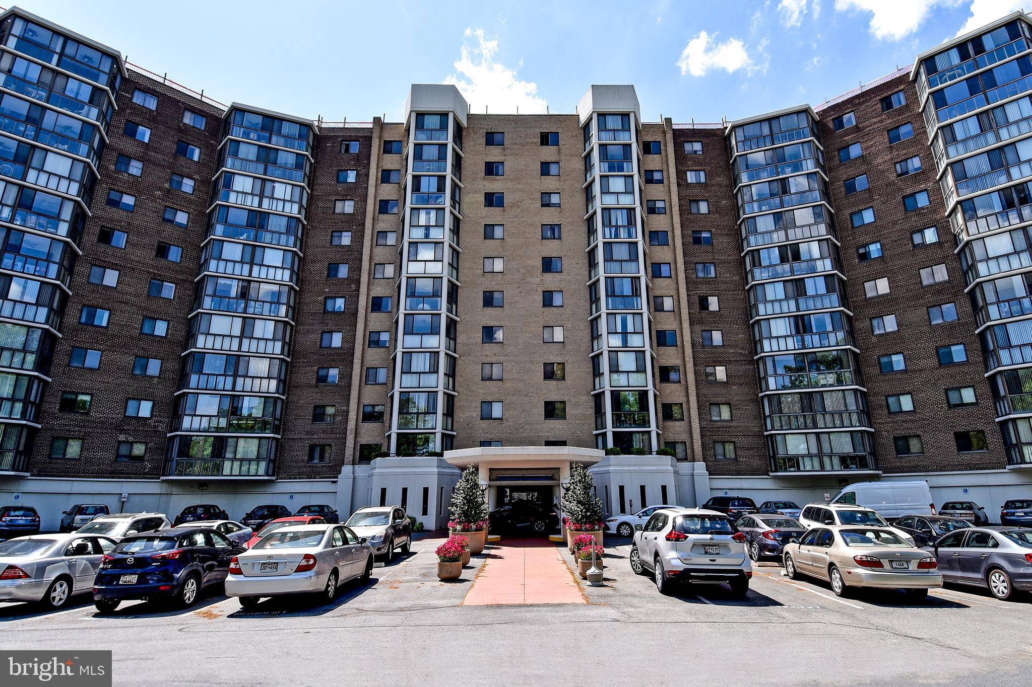 Silver Spring, MD 20906,15115 INTERLACHEN DR #3-717