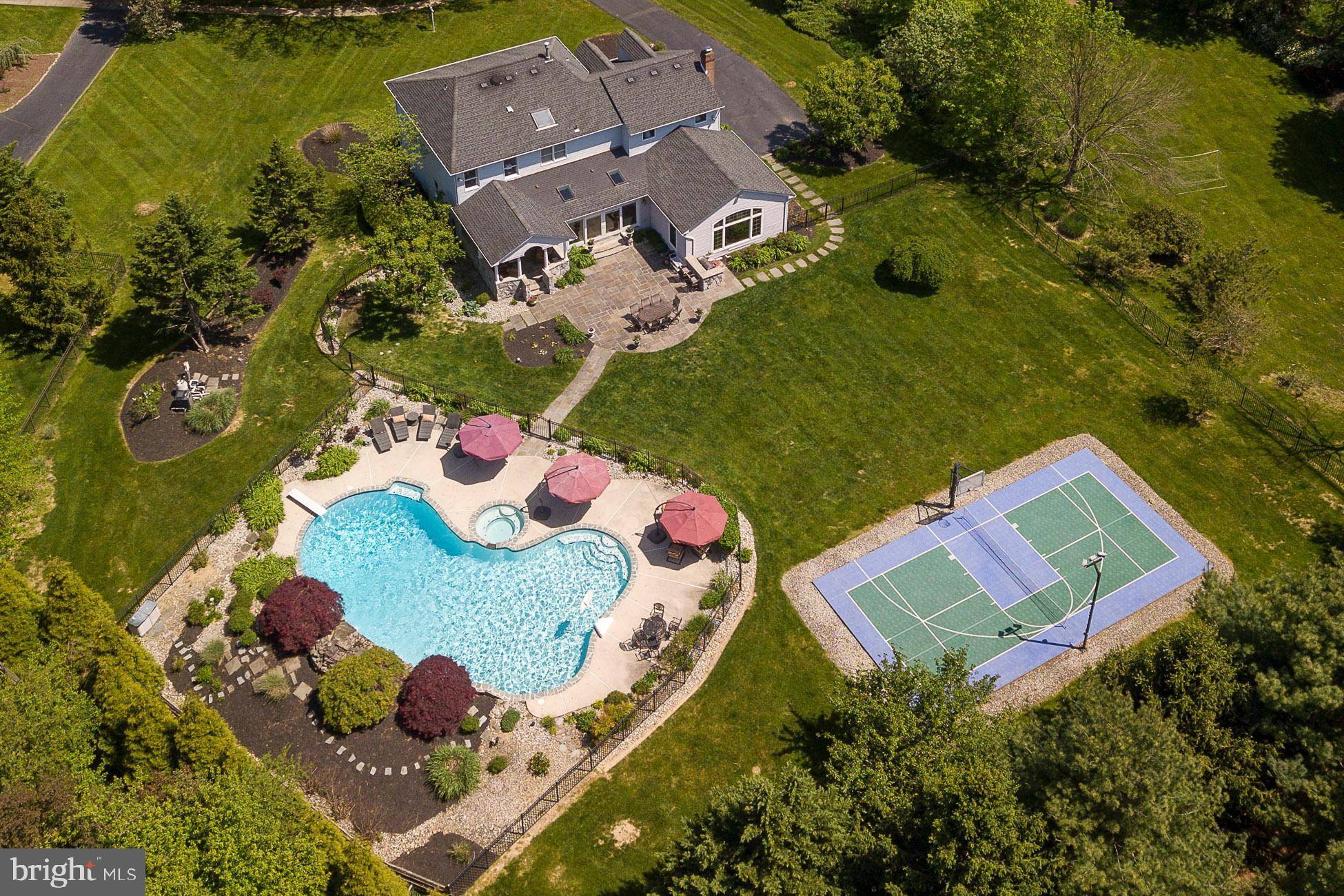 West Windsor, NJ 08550,14 PENROSE LN