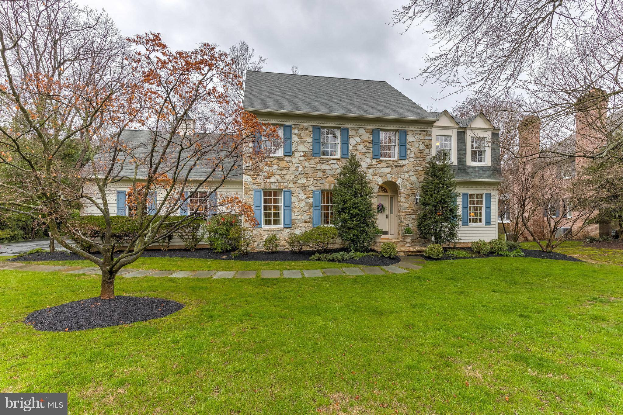 Lutherville Timonium, MD 21093,300 MEADOWCROFT LN