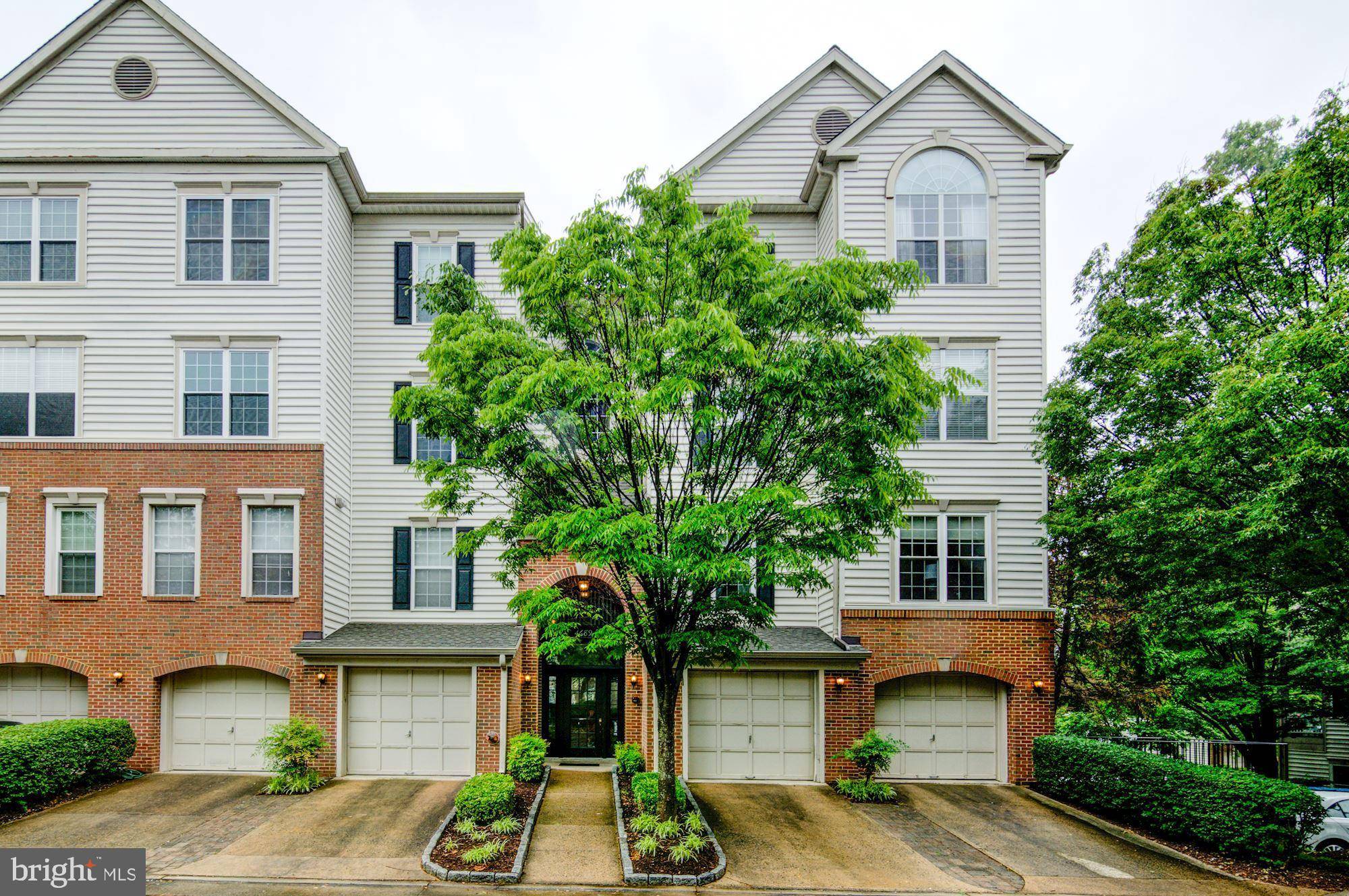 Alexandria, VA 22311,4689 LONGSTREET LN #203