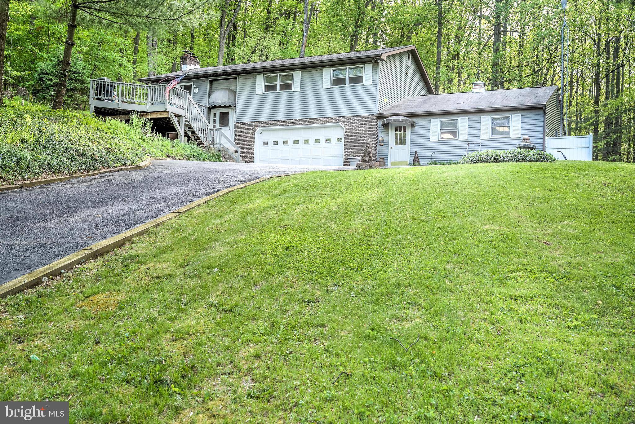 Lewisberry, PA 17339,769 GLEN ARDEN DR