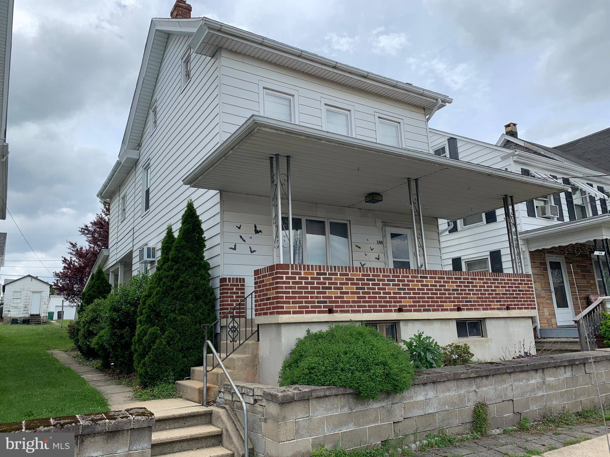 Lehighton, PA 18235,148 S 2ND ST