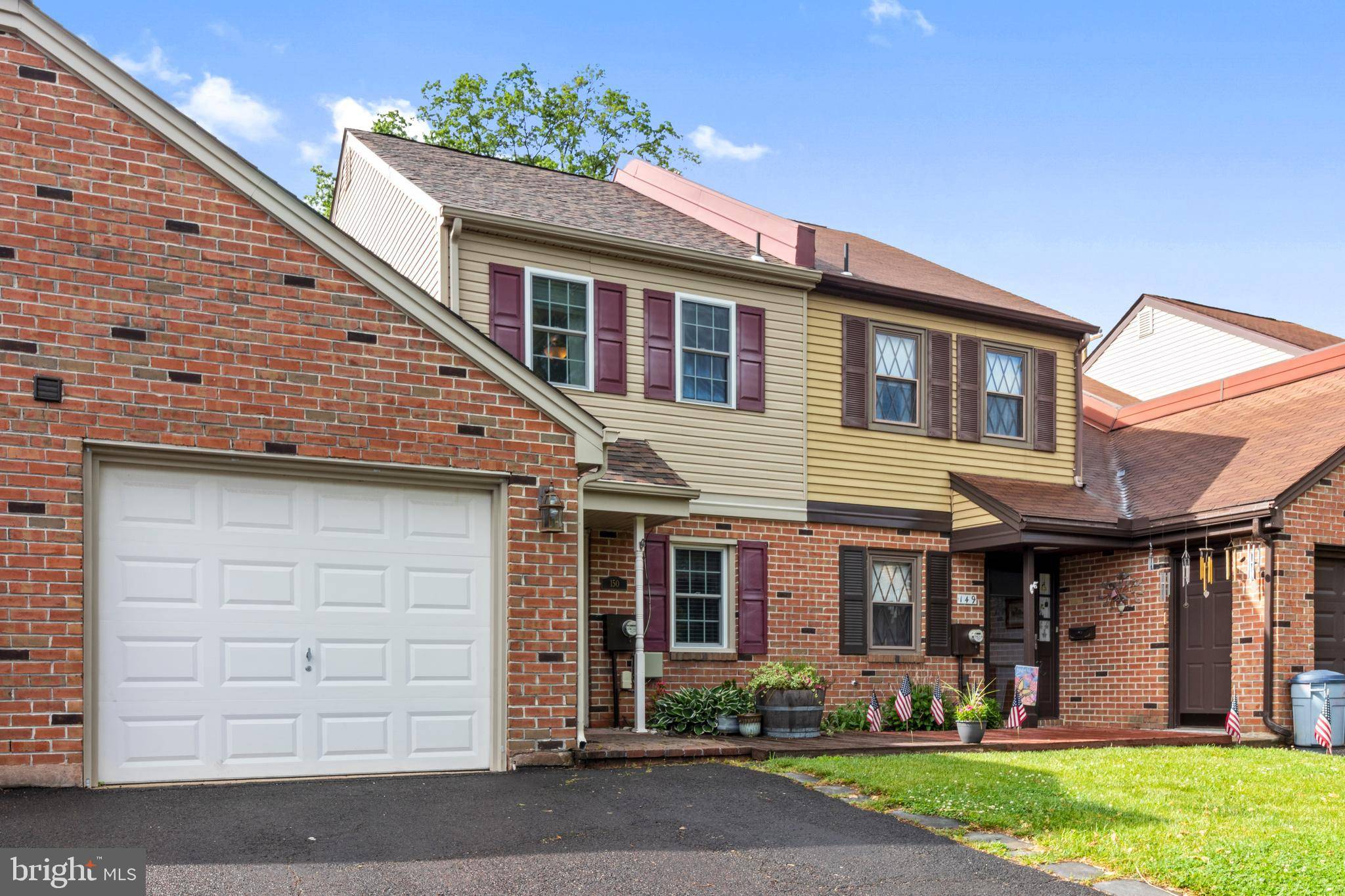 Langhorne, PA 19047,150 LOWELL CT