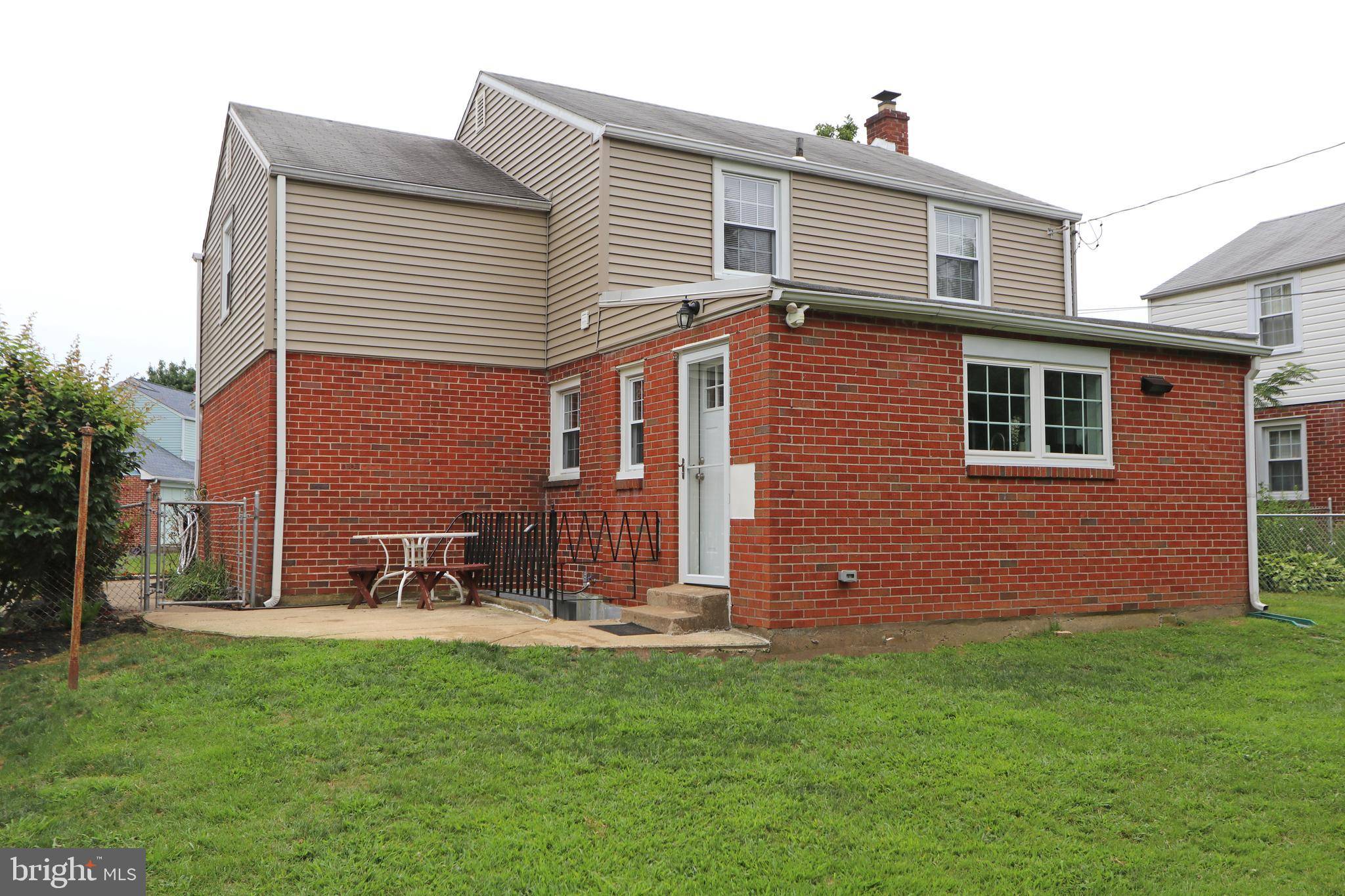 Morton, PA 19070,523 RIDLEY CIR