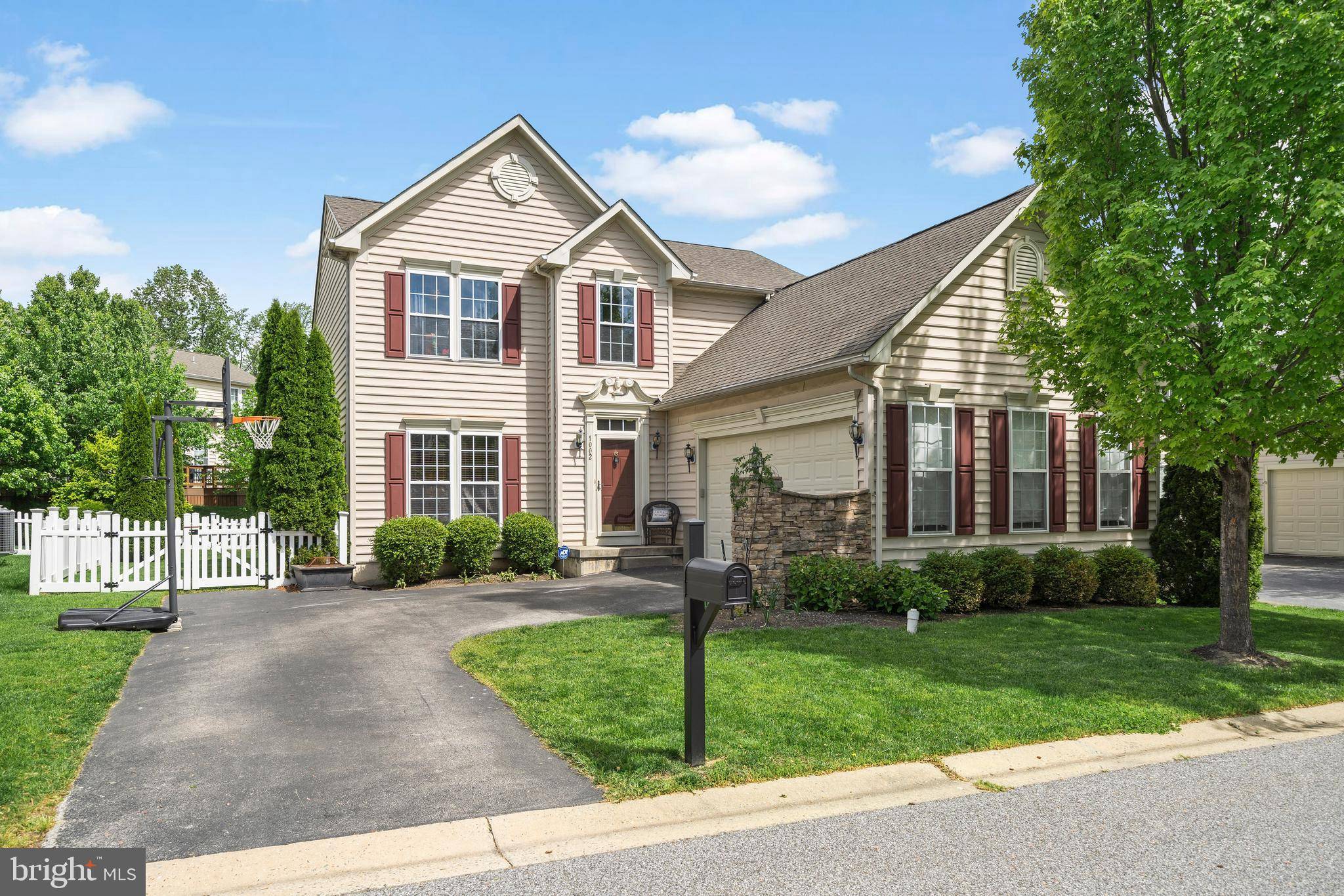 Newtown Square, PA 19073,1002 ARBOR WAY