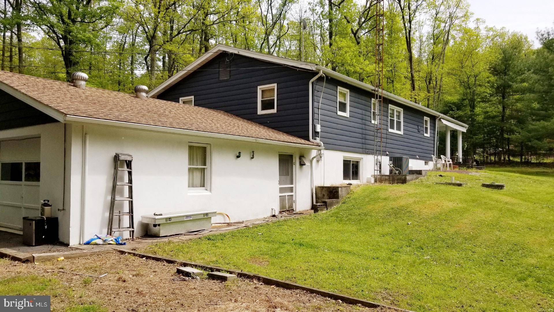 Auburn, PA 17922,2338 SPEAR COVE