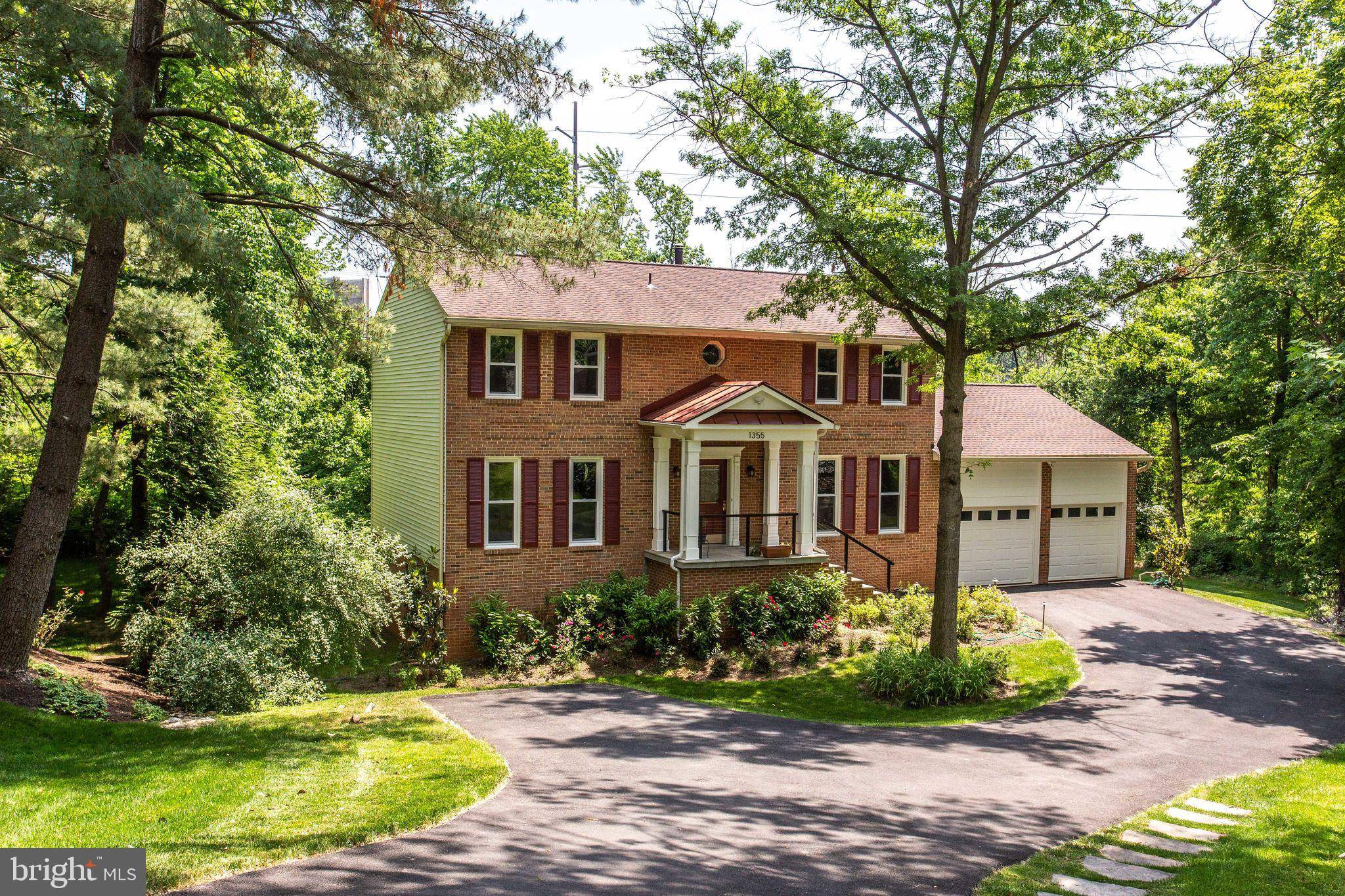 Mclean, VA 22102,1355 SNOW MEADOW LN