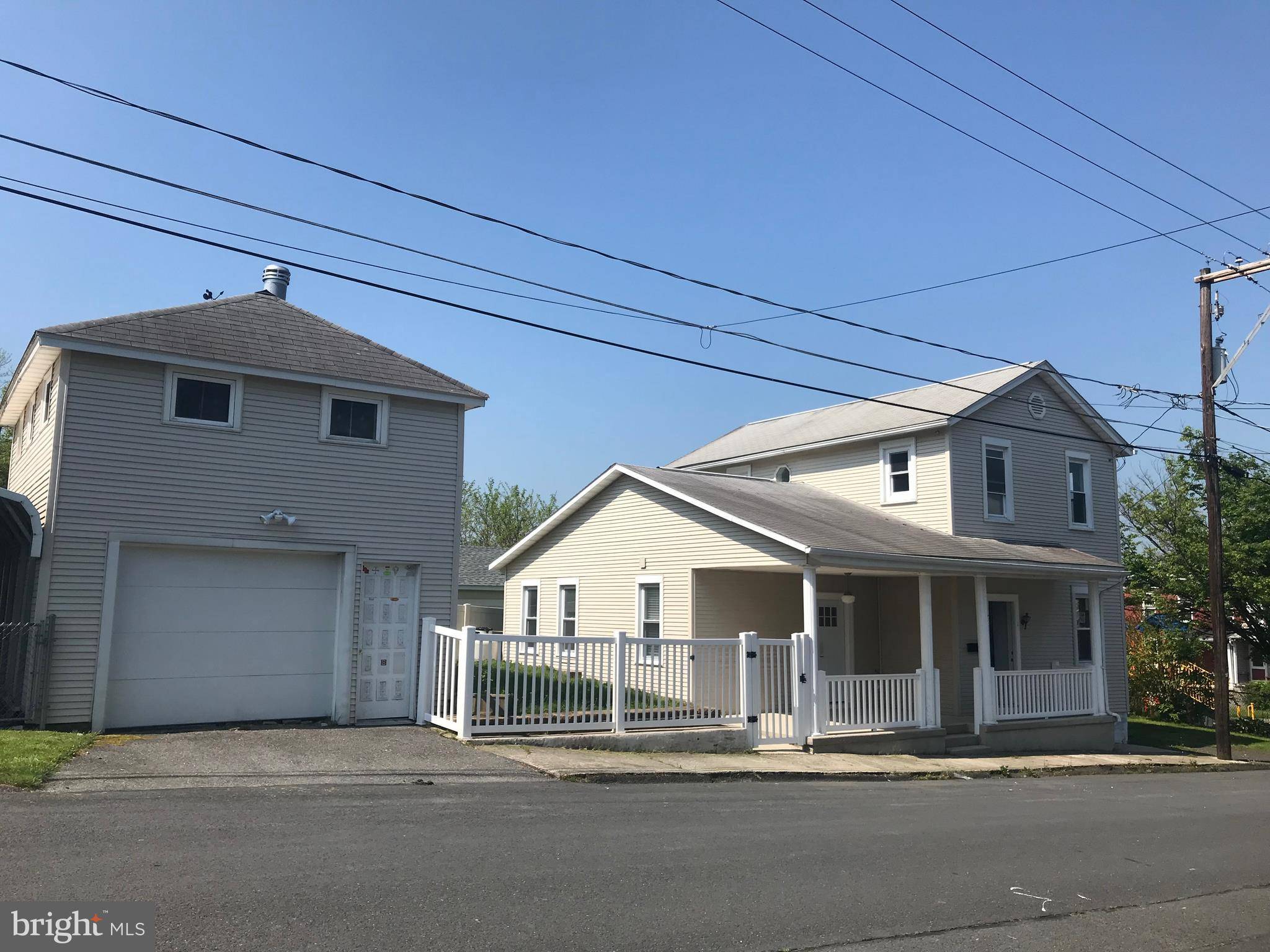 Orwigsburg, PA 17961,215 W TAMMANY ST