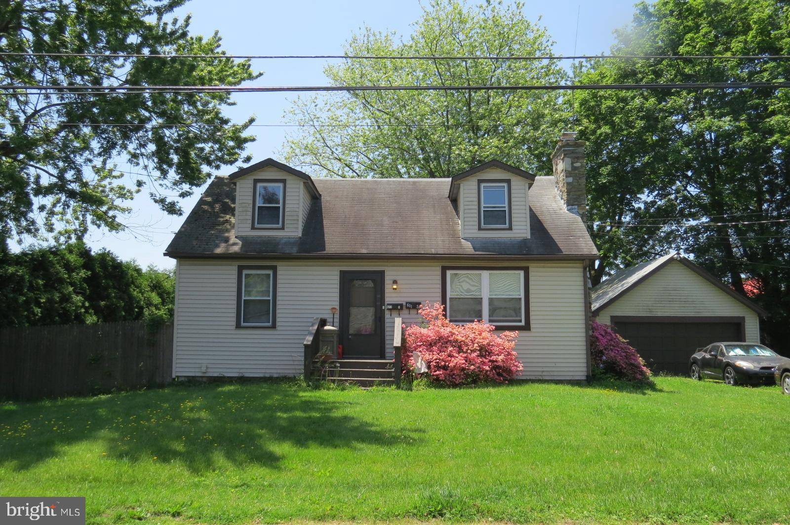 Feasterville Trevose, PA 19053,611 SOMERS AVE