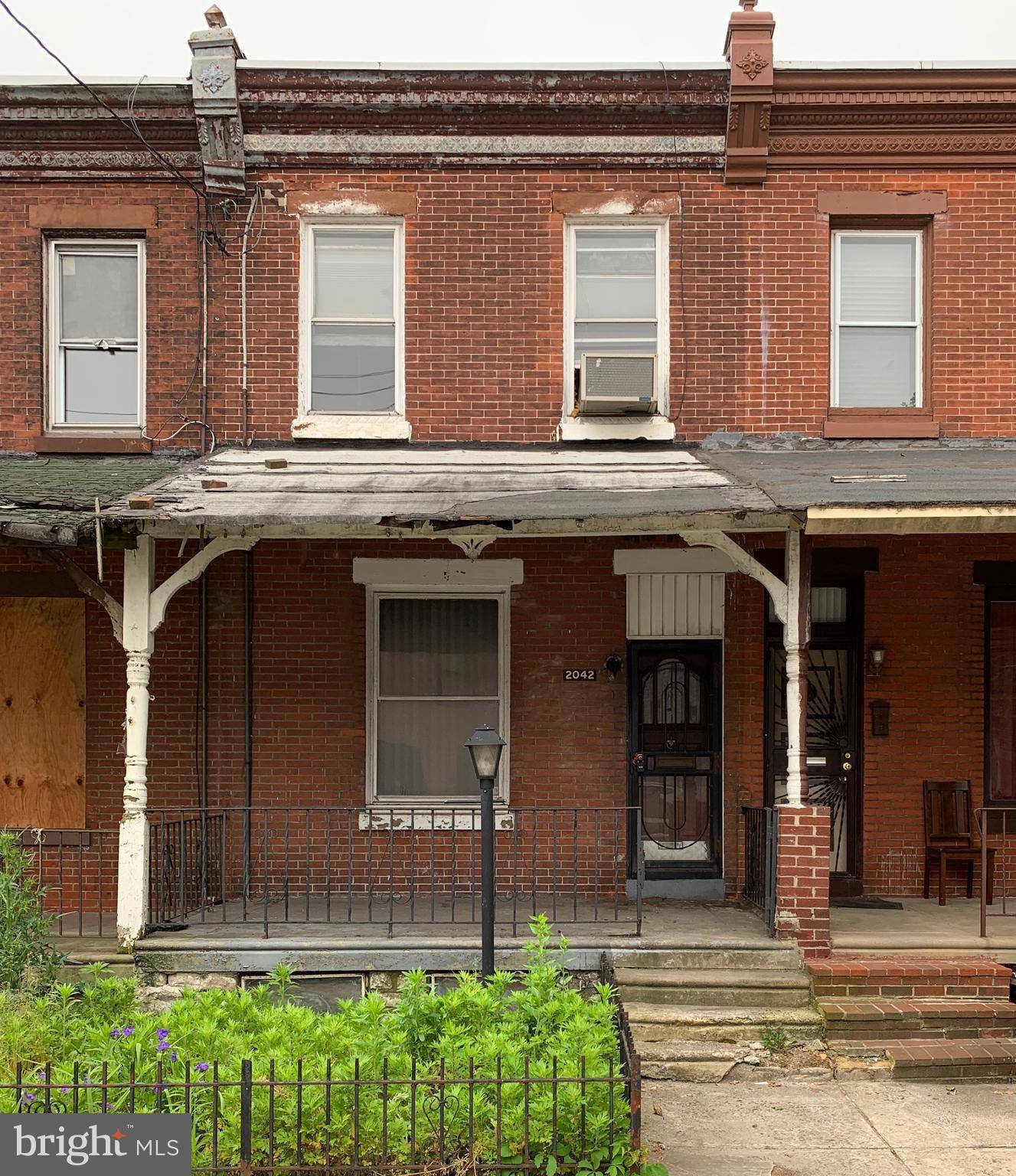 Philadelphia, PA 19140,2042 DENNIE ST