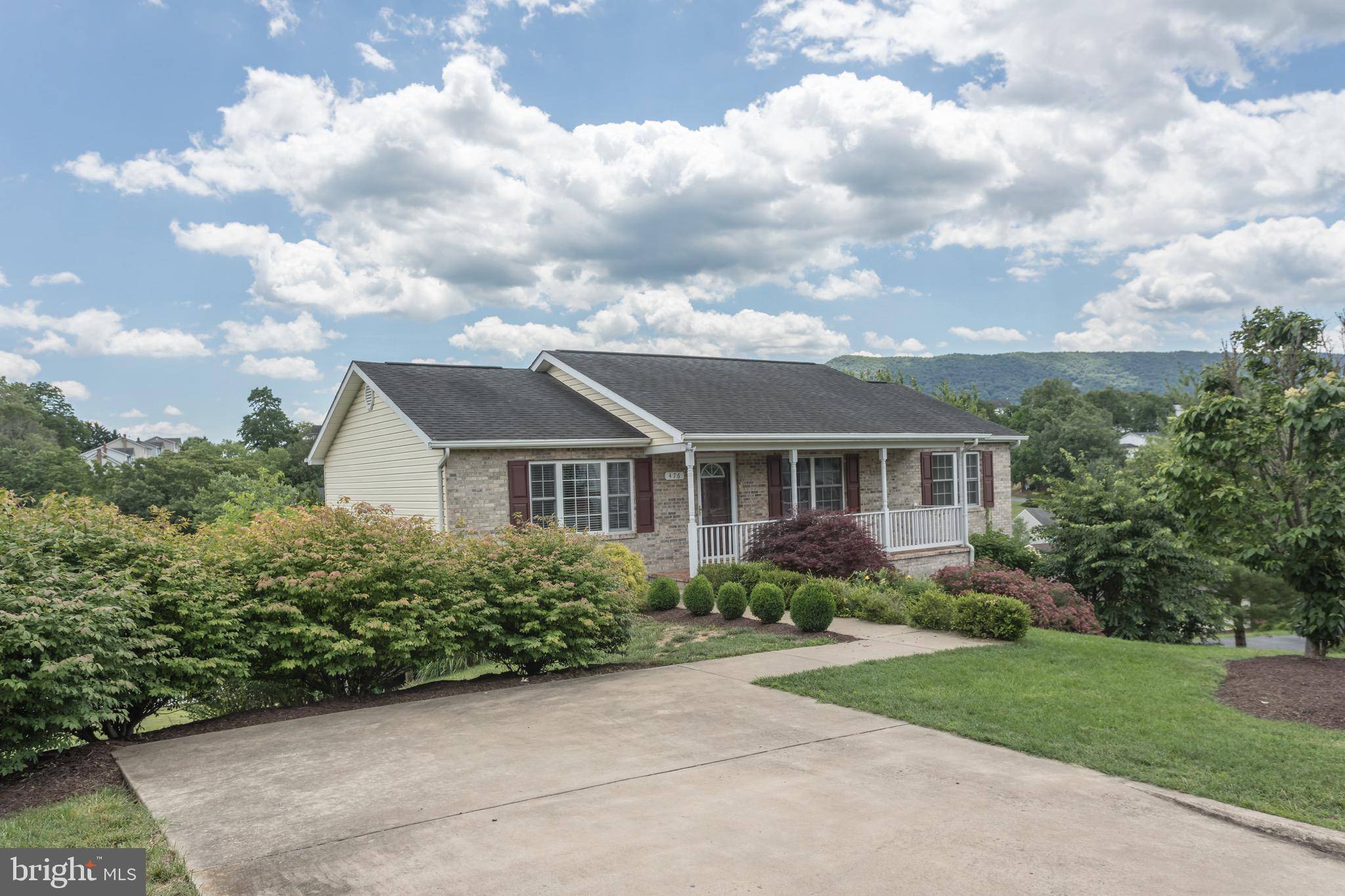 Strasburg, VA 22657,476 DICKERSON LN