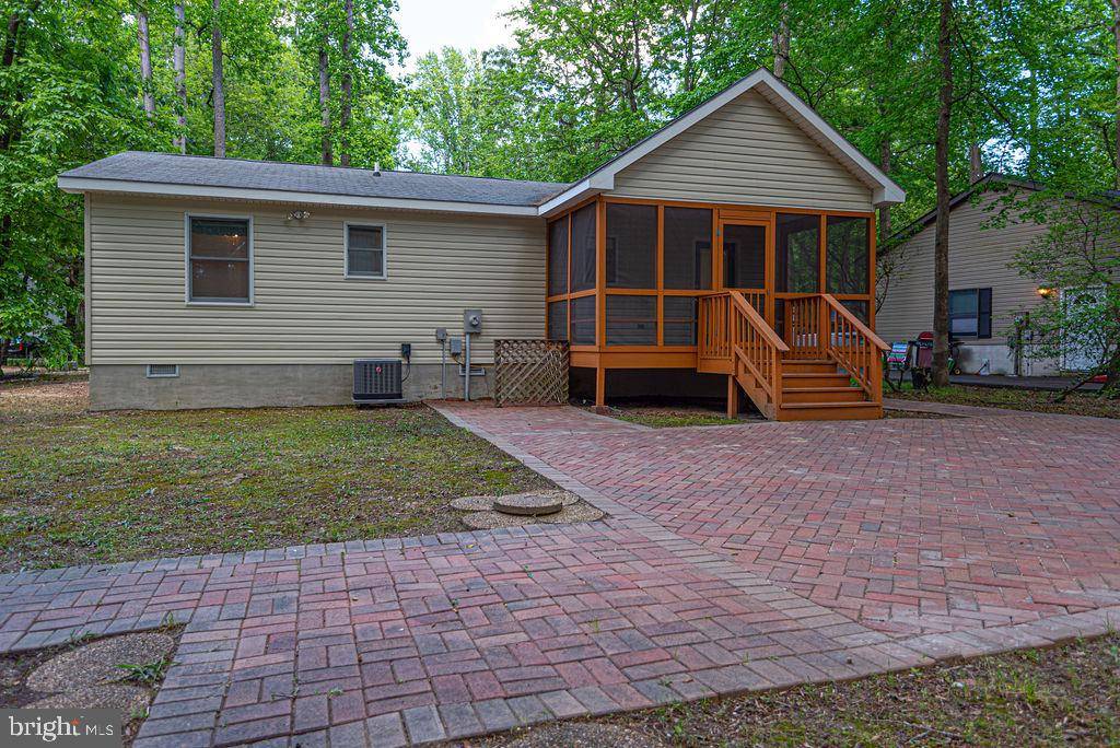 Ocean Pines, MD 21811,9 SAINT MARTINS LN