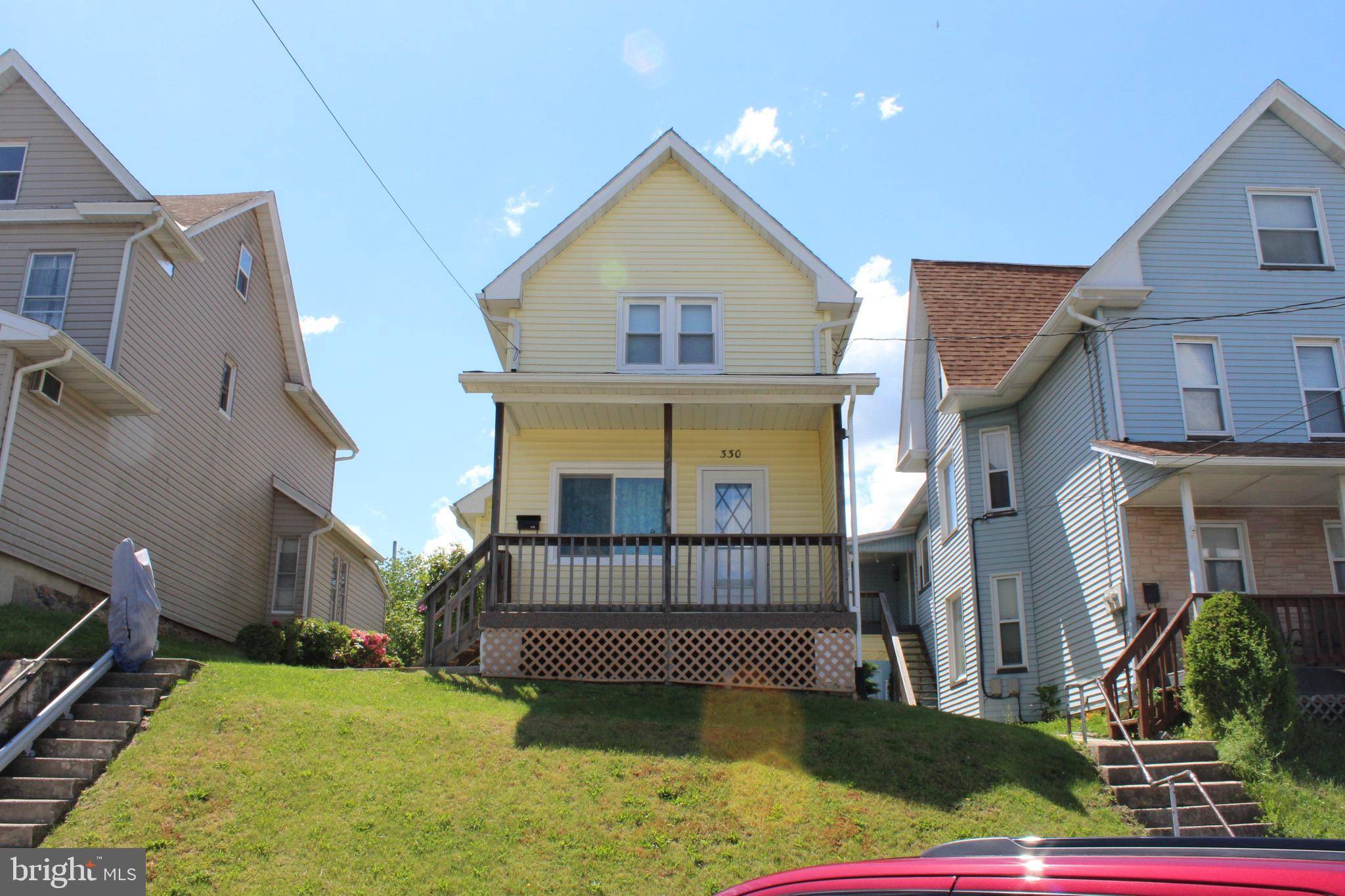 Lehighton, PA 18235,330 N 2ND ST