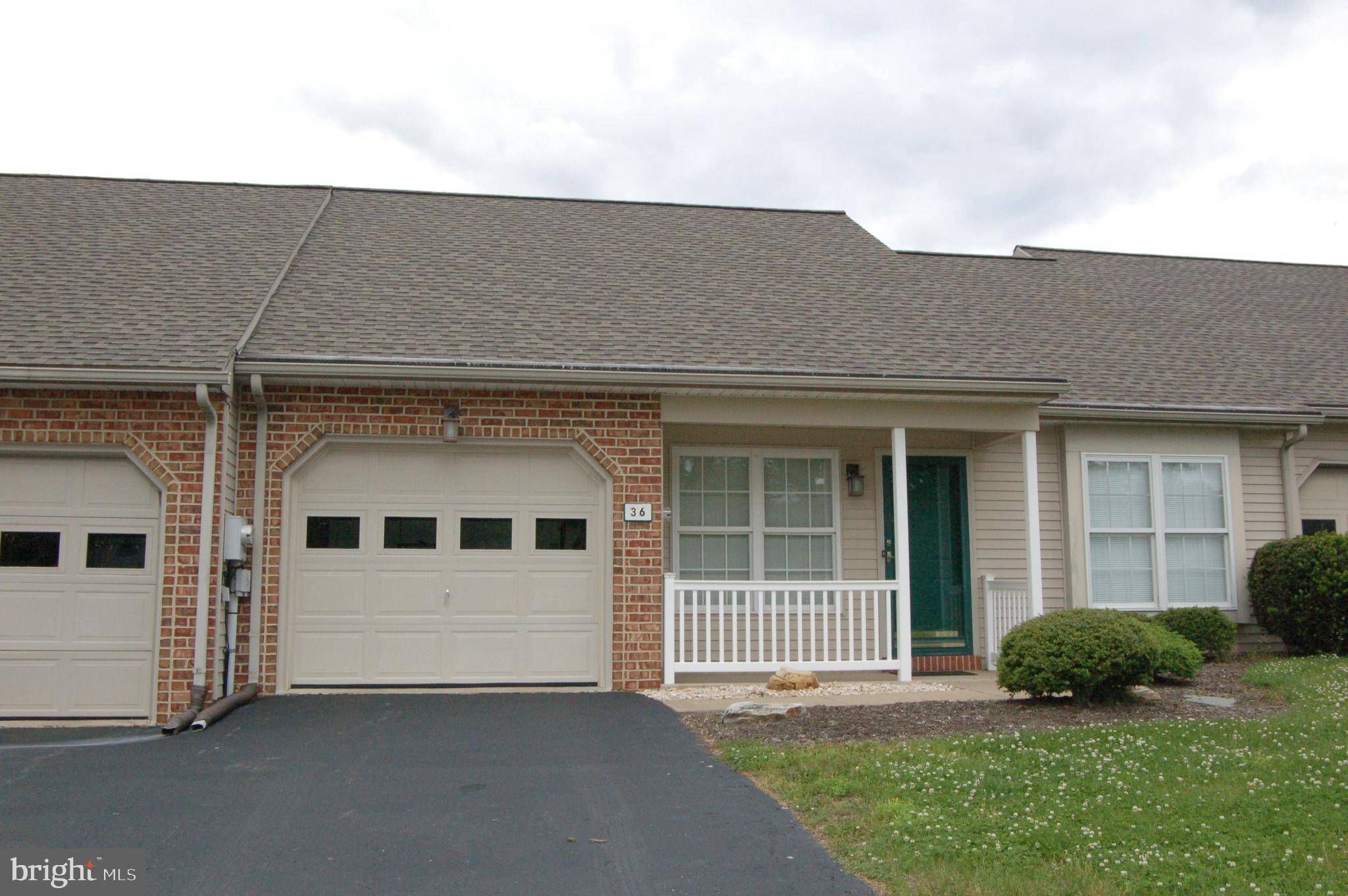 Millersville, PA 17551,36 OAKGROVE LN