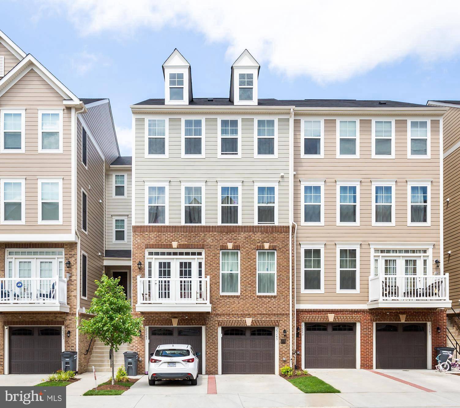 Chantilly, VA 20152,25249 ORCHARD VIEW TER