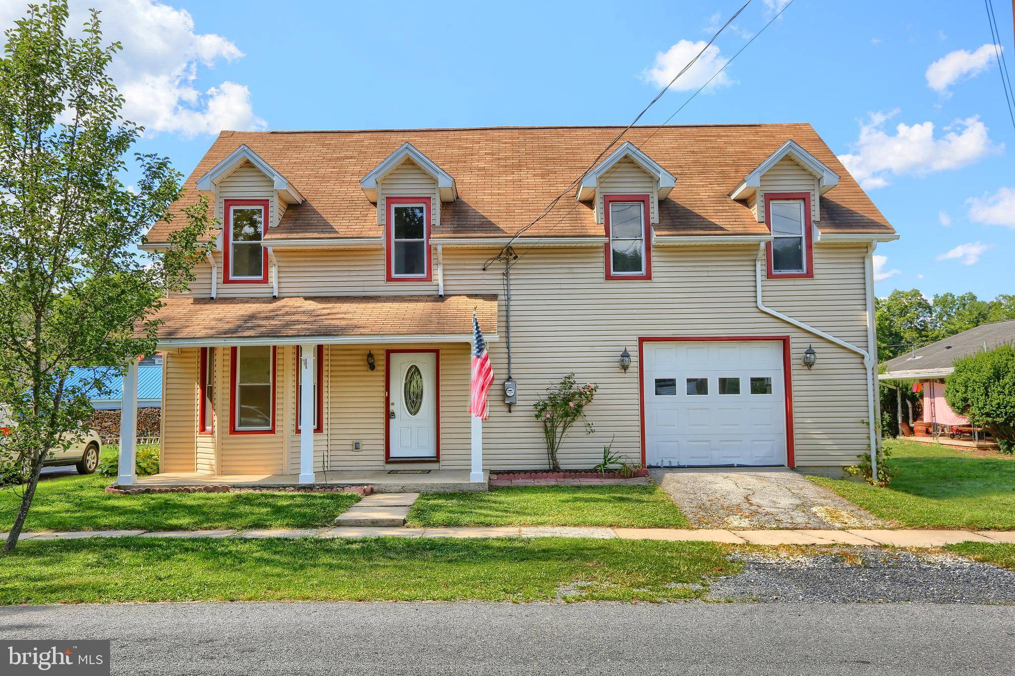 New Bloomfield, PA 17068,108 BARNETT ST