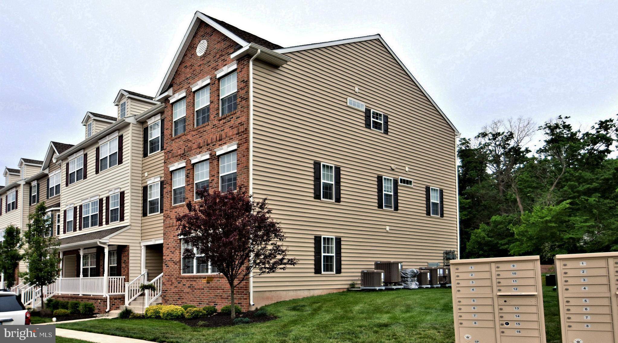 Pennsburg, PA 18073,3002 DAVENPORT WAY