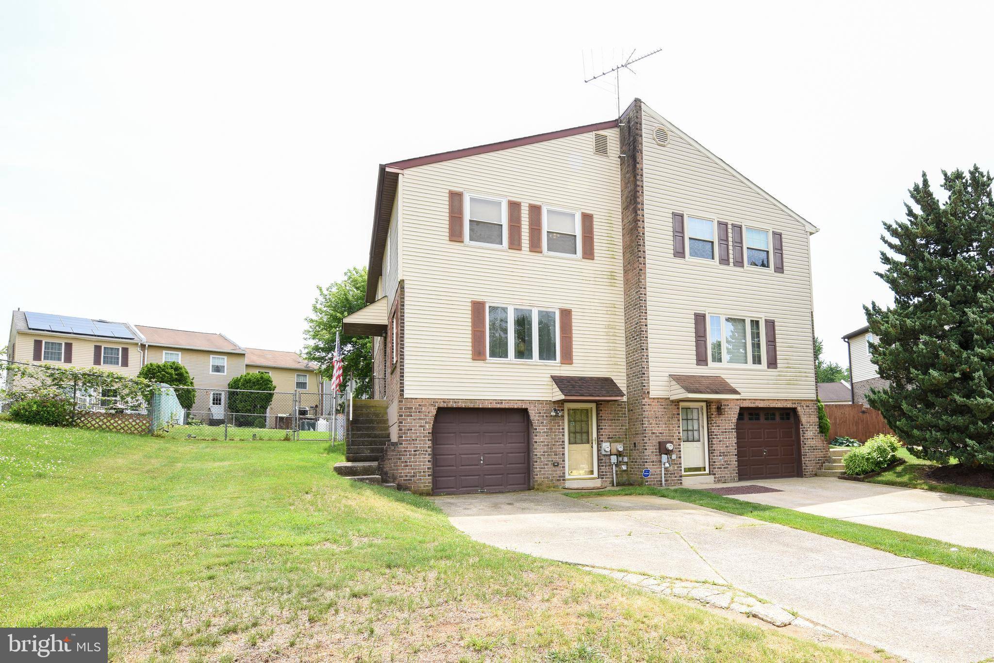 Bensalem, PA 19020,5209 CRAVEN CT