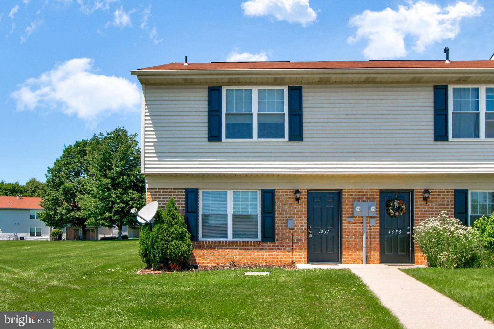 York, PA 17406,1657 LONG DR #129