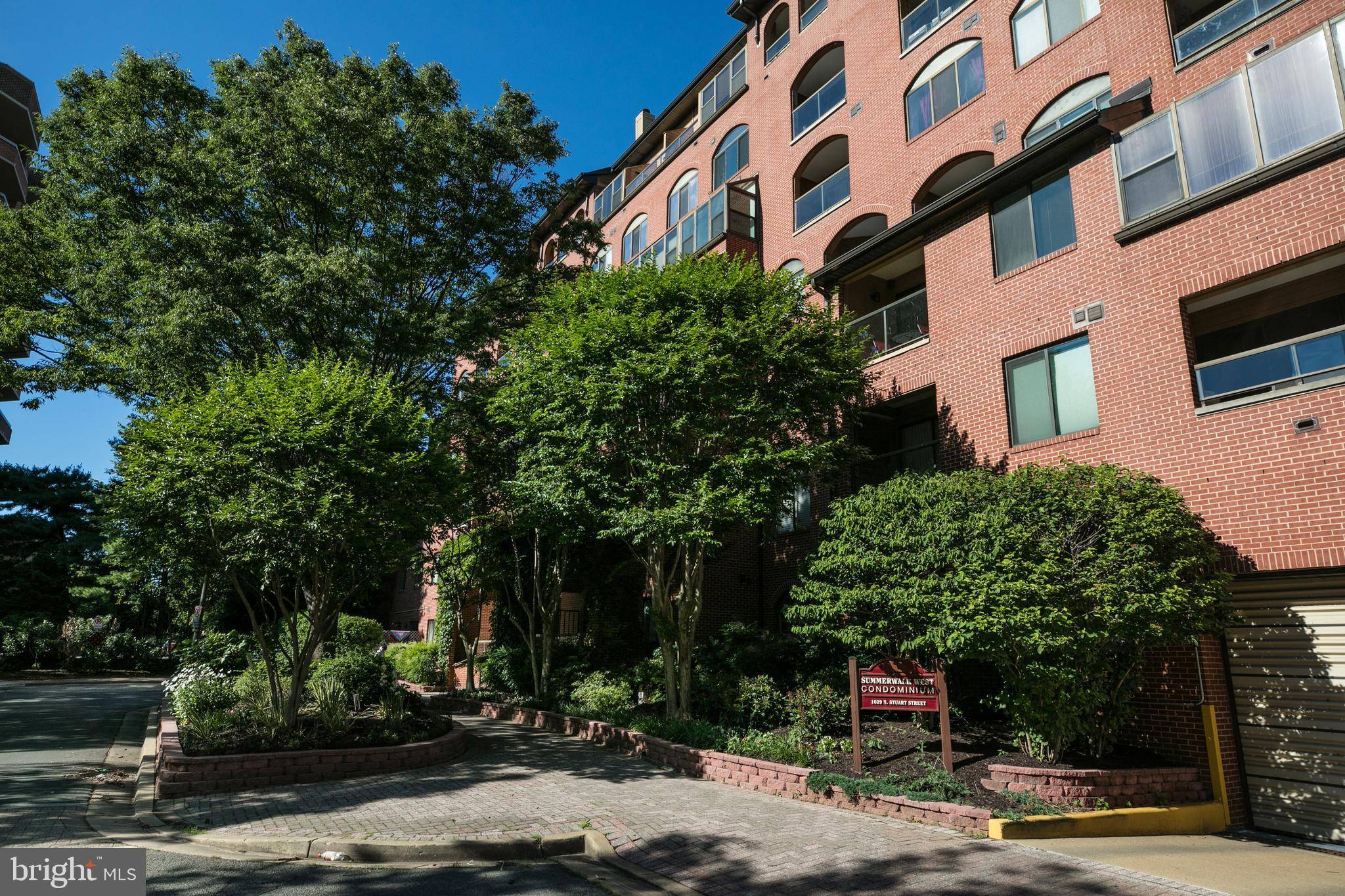 Arlington, VA 22201,1029 N STUART ST #315