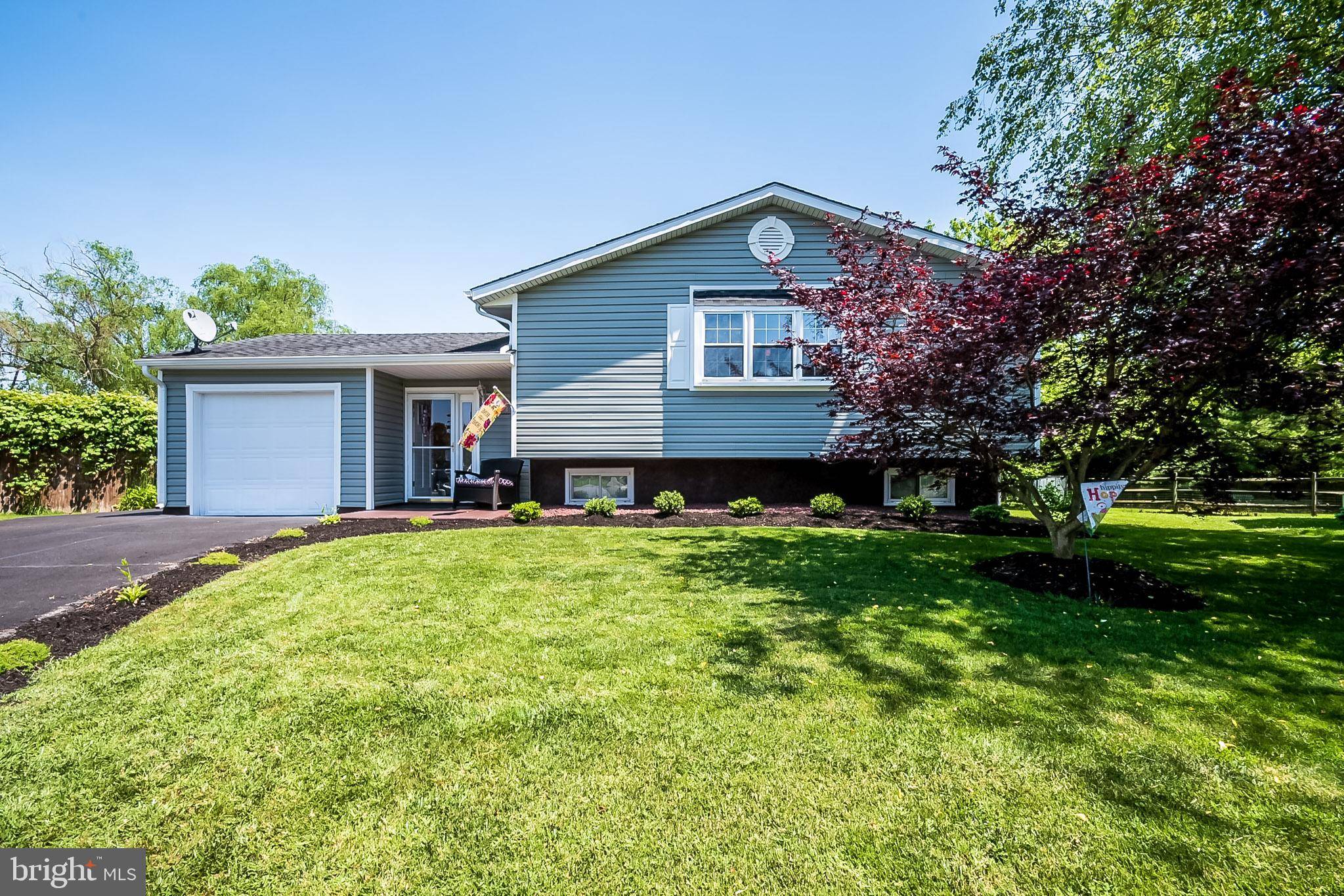 Bear, DE 19701,8 CONSTANCE CT