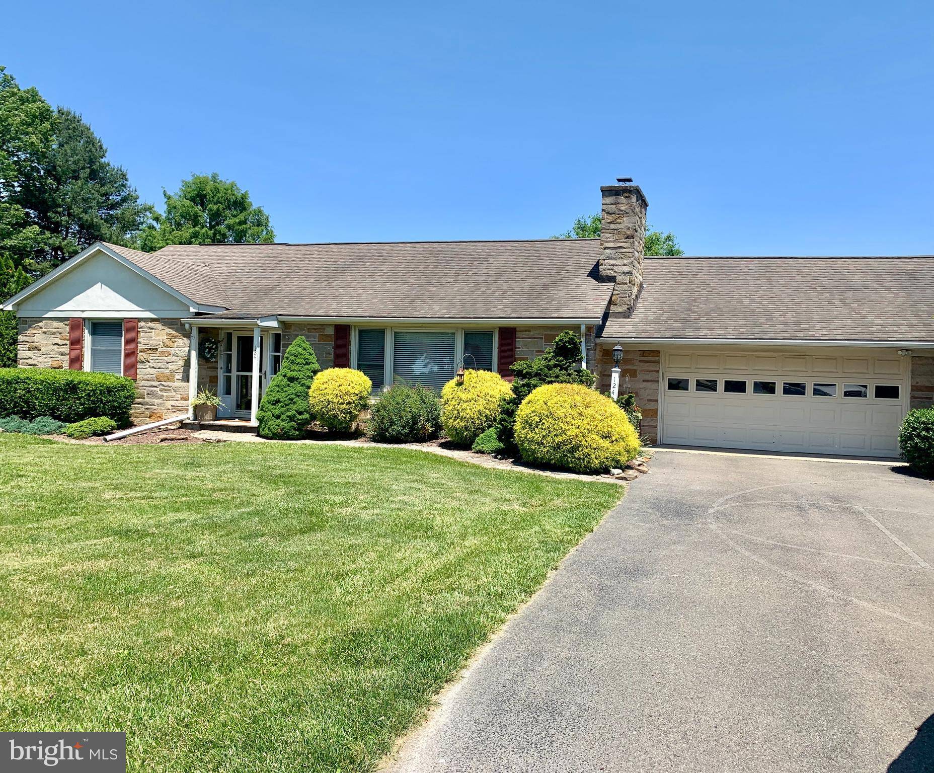 Oxford, PA 19363,124 SCROGGY RD