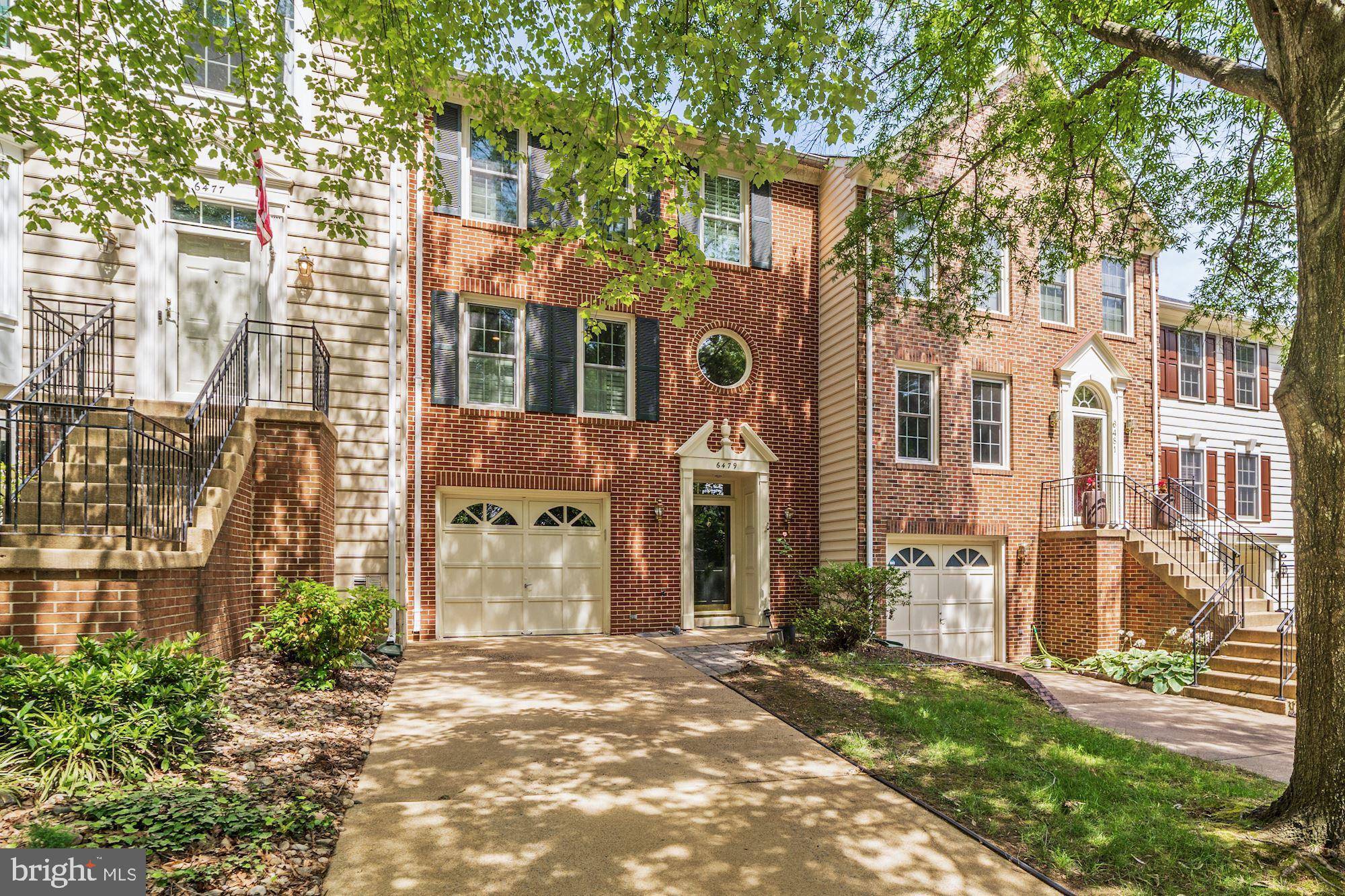 Springfield, VA 22152,6479 ENGLISH IVY CT