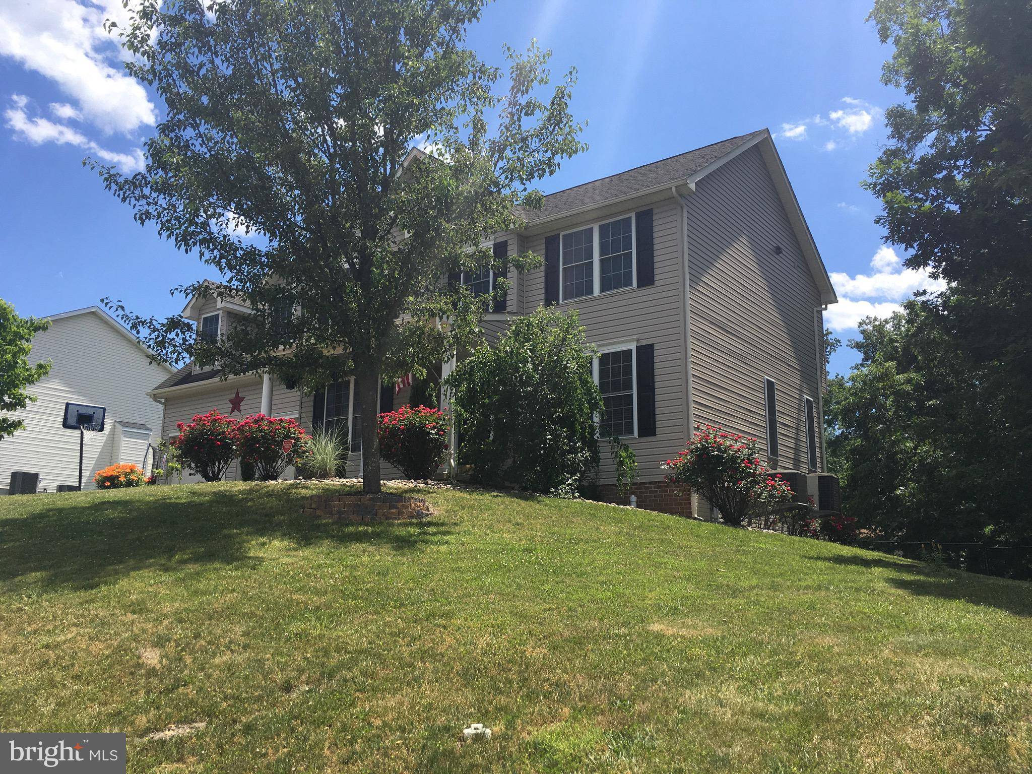 Inwood, WV 25428,37 CANOE CT