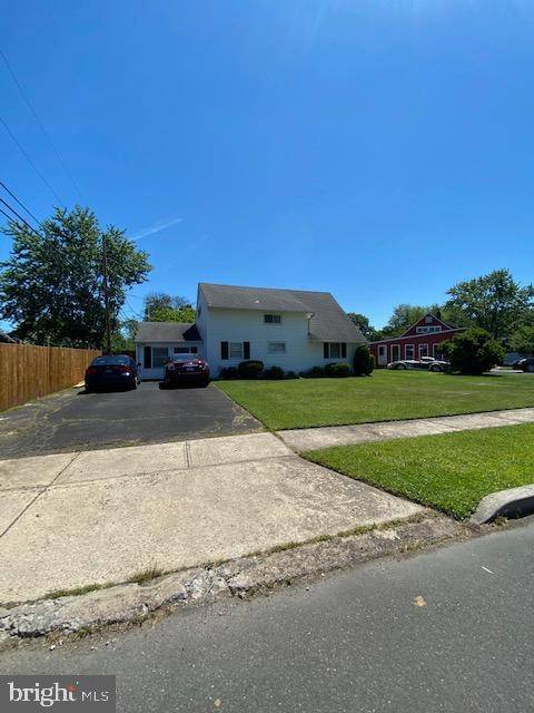 Levittown, PA 19055,7 RING LN