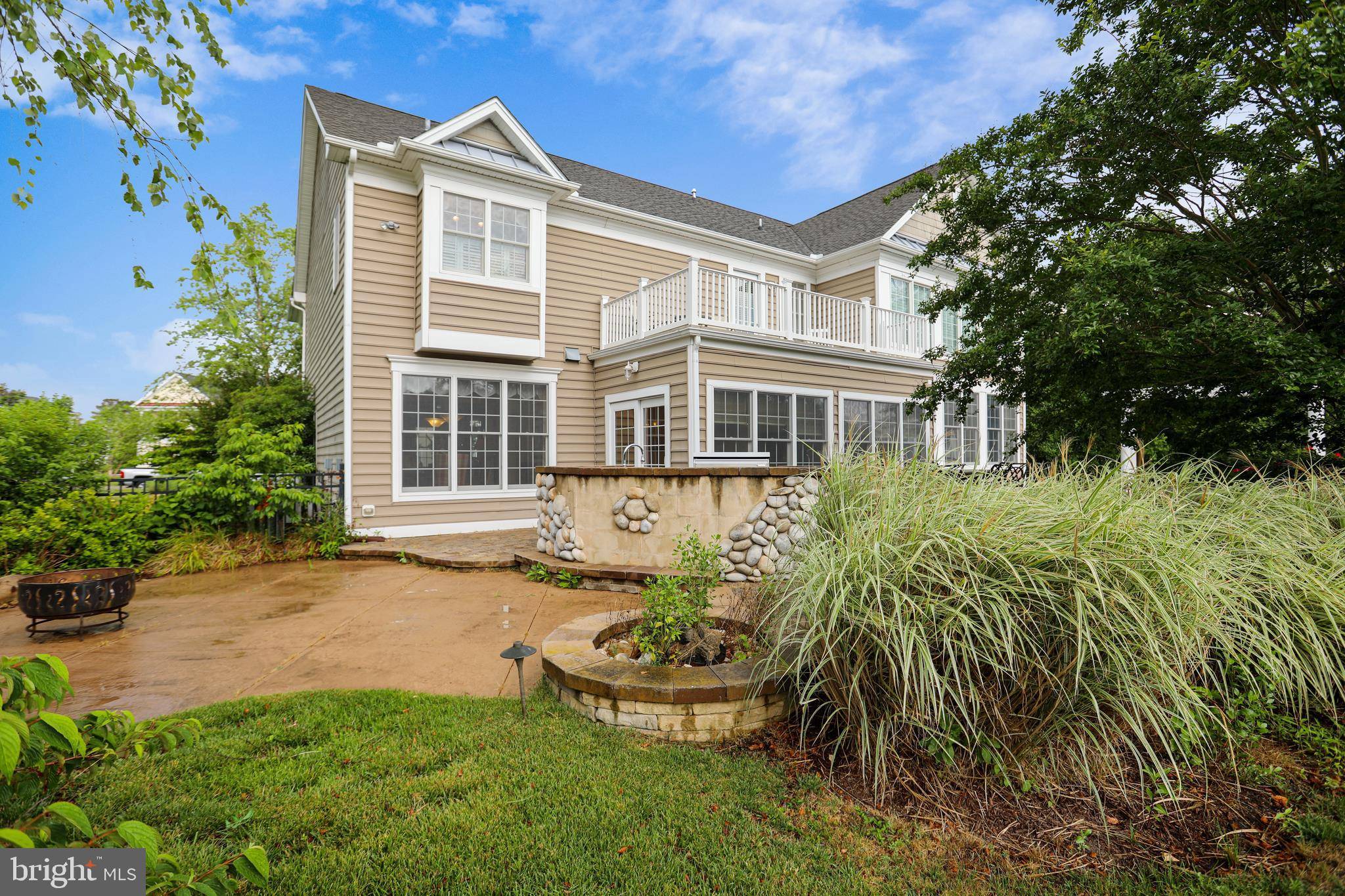 Ocean View, DE 19970,30944 SEA BREEZE LN