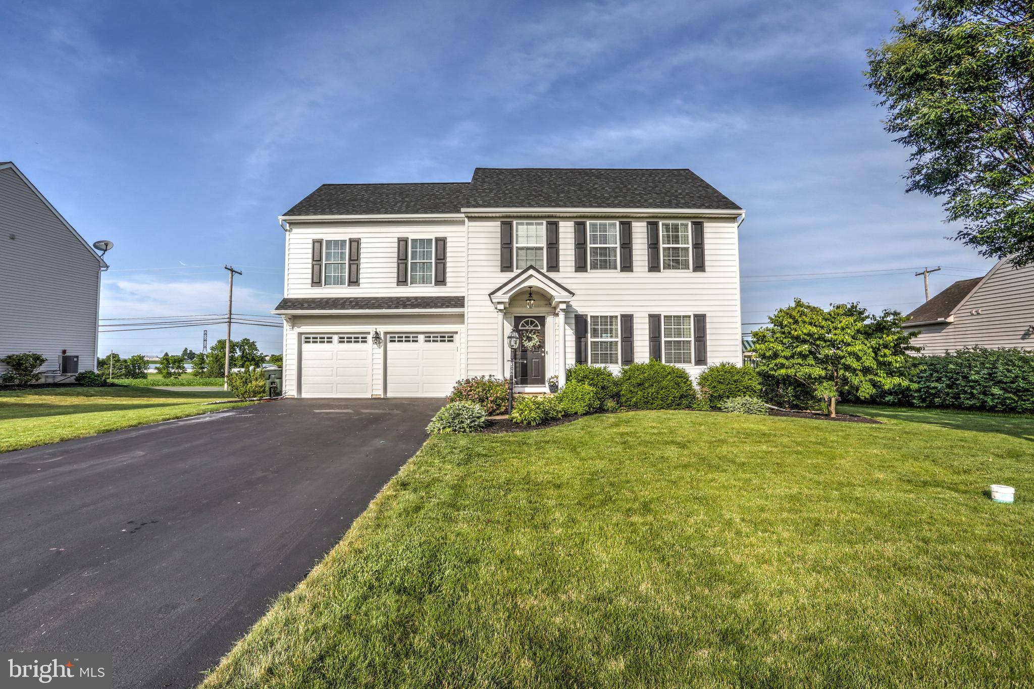 Leola, PA 17540,306 WILLOW DELL LN