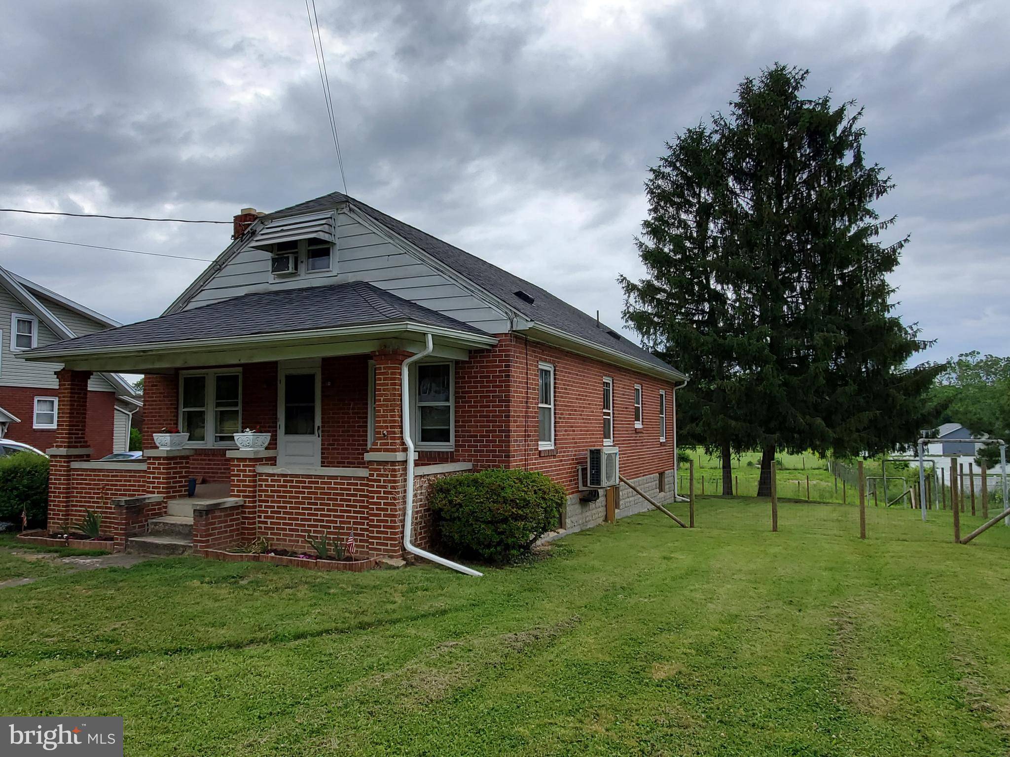 Fort Ashby, WV 26719,381 DANS RUN RD