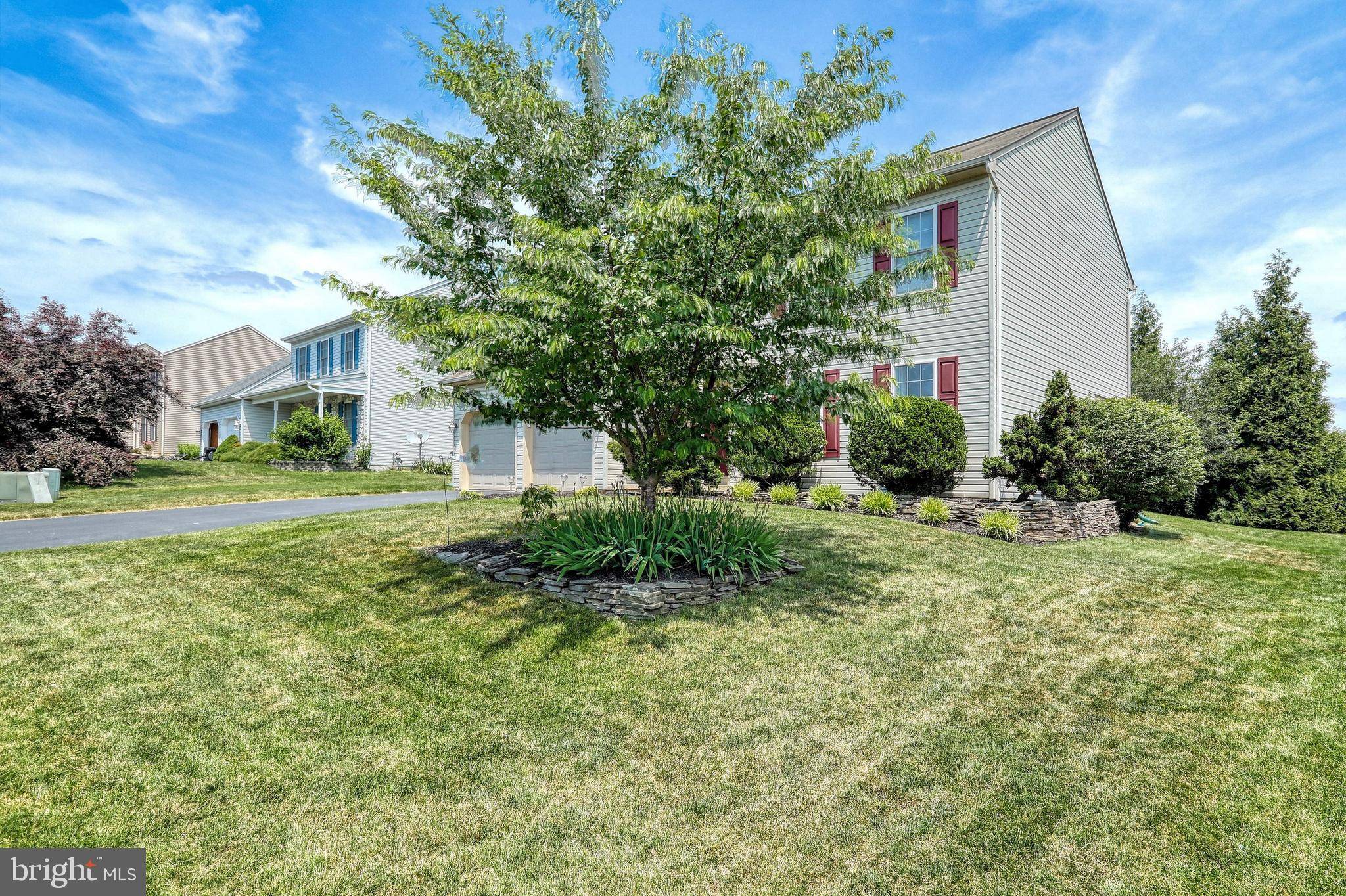 Mount Wolf, PA 17347,295 SILVER MAPLE CT