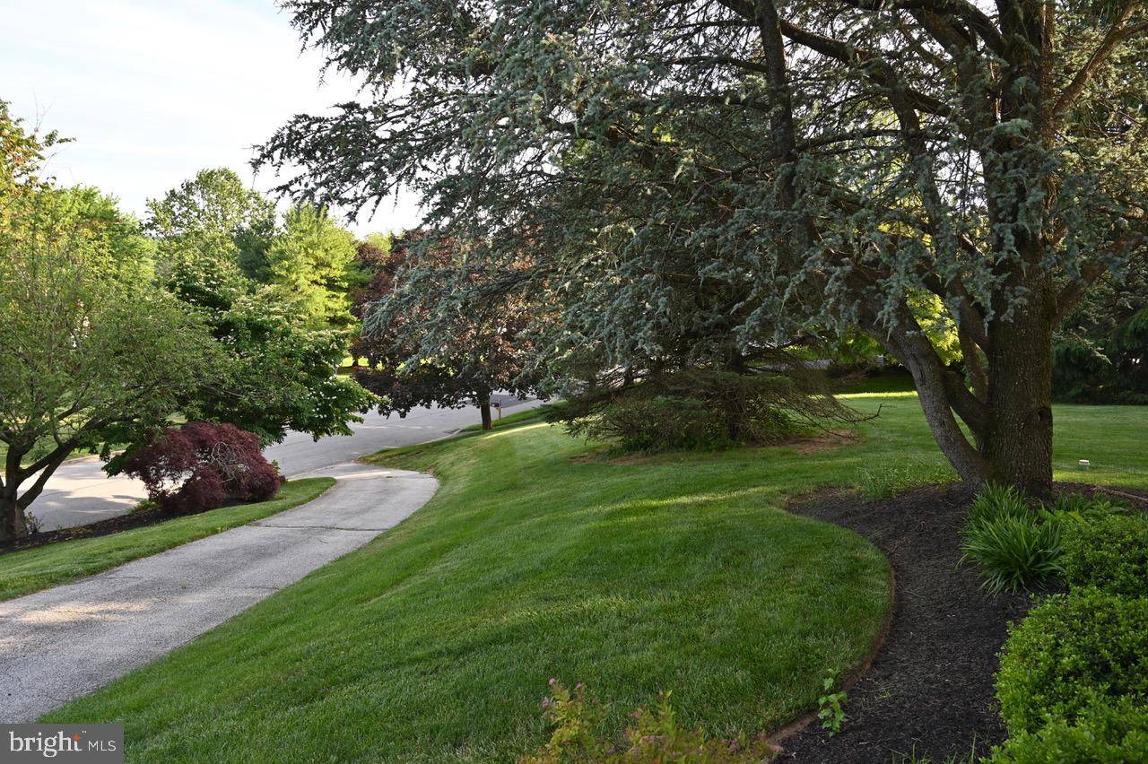 West Chester, PA 19380,1236 HAMLET HILL DR