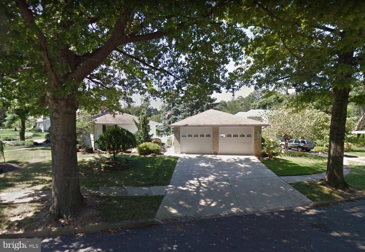 Camp Hill, PA 17011,841 HILLSIDE DR