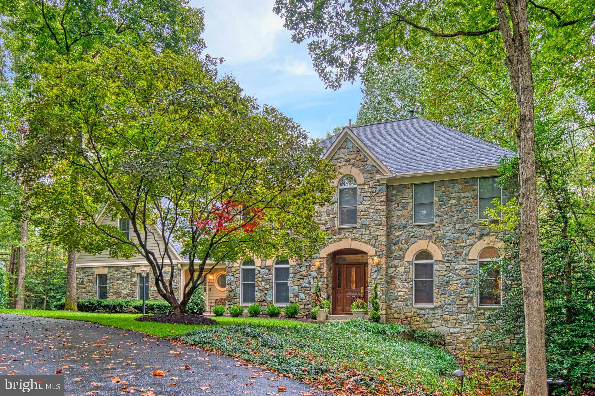 Reston, VA 20191,11307 STONELEDGE CT