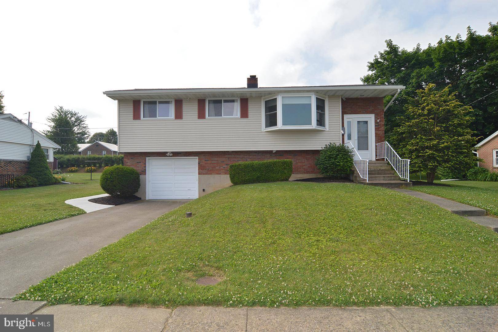 Fleetwood, PA 19522,312 SOMERSET ST