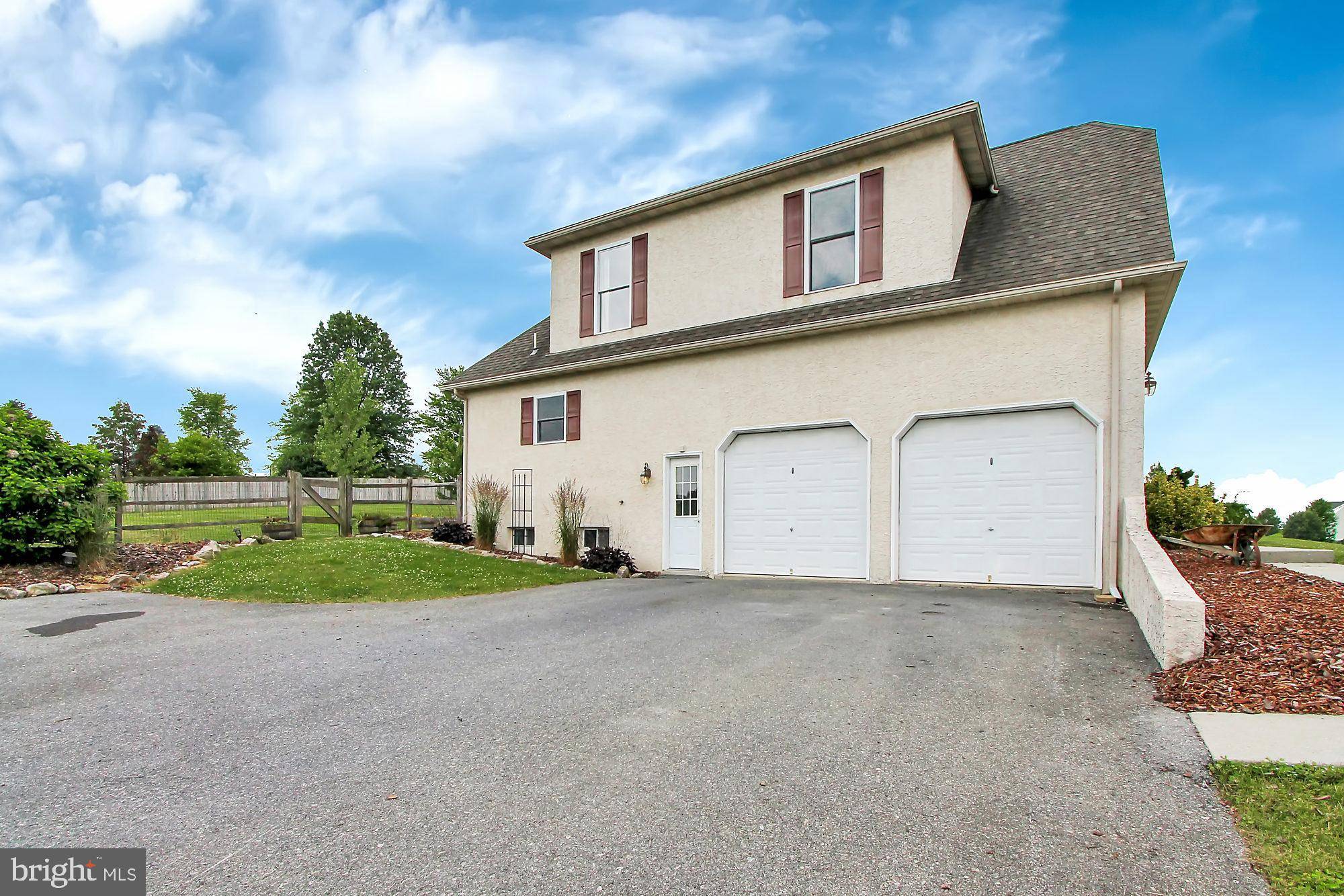 Lenhartsville, PA 19534,302 CHRIS DR