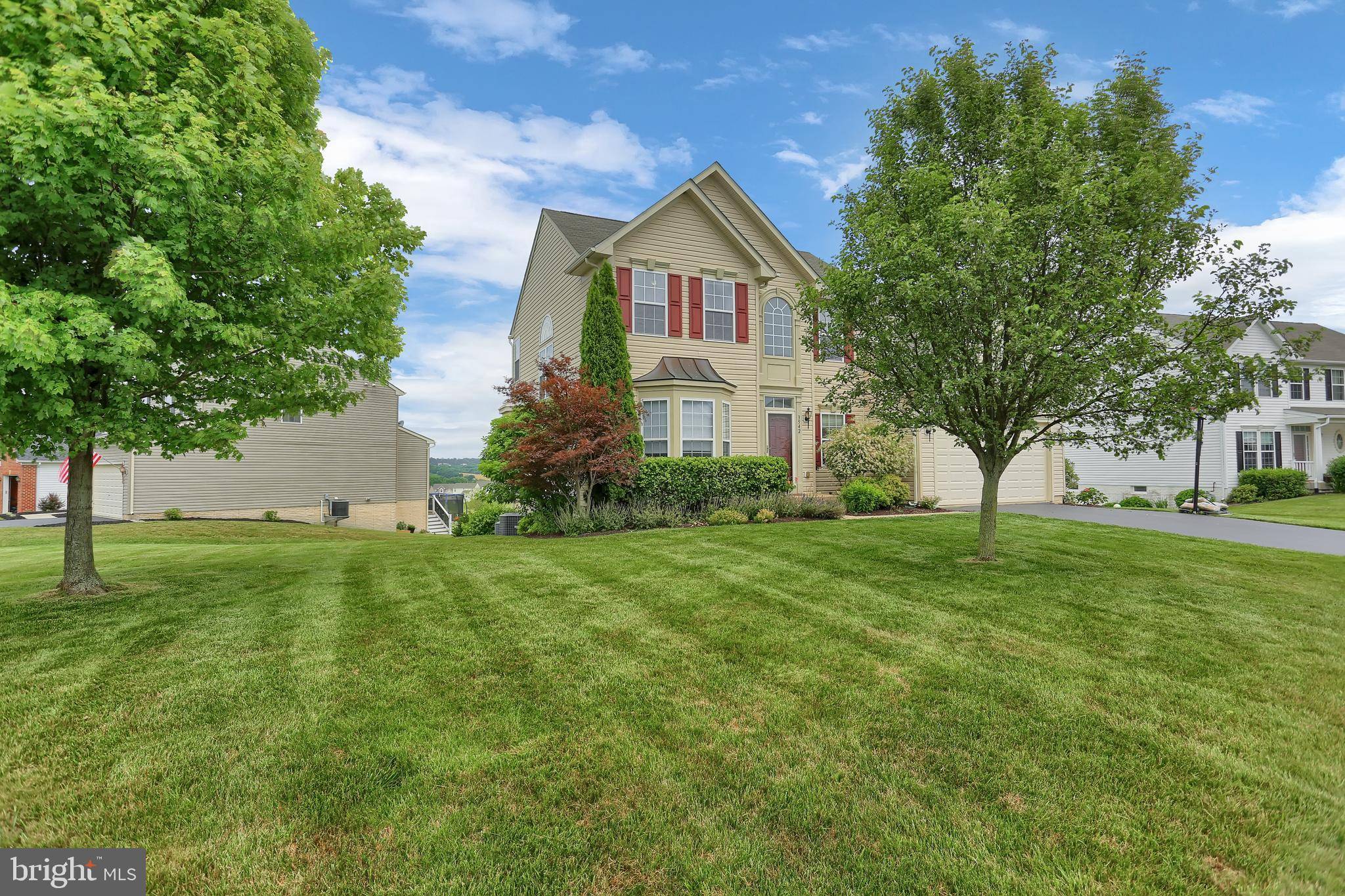 Spring Grove, PA 17362,3542 HARDWOOD TER