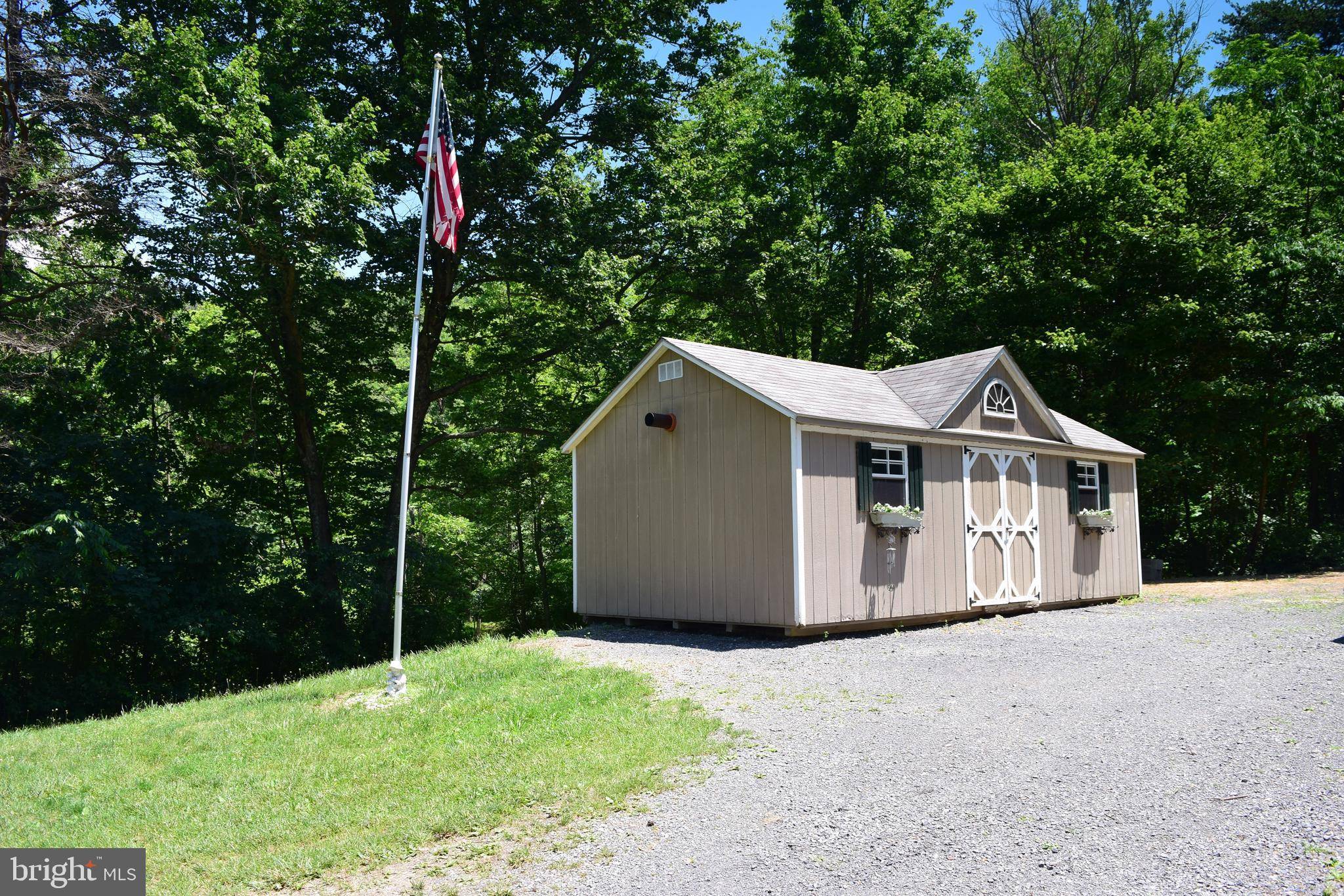 Berkeley Springs, WV 25411,14471 WINCHESTER GRADE RD