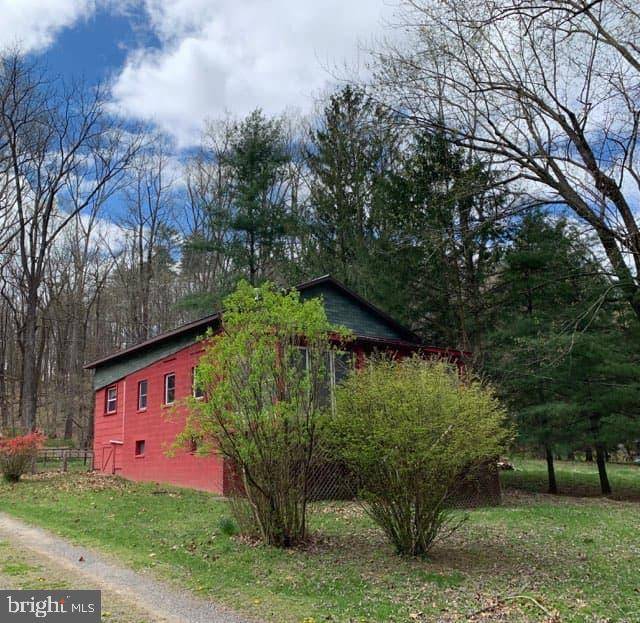 Great Cacapon, WV 25422,857 KILGORE ROAD