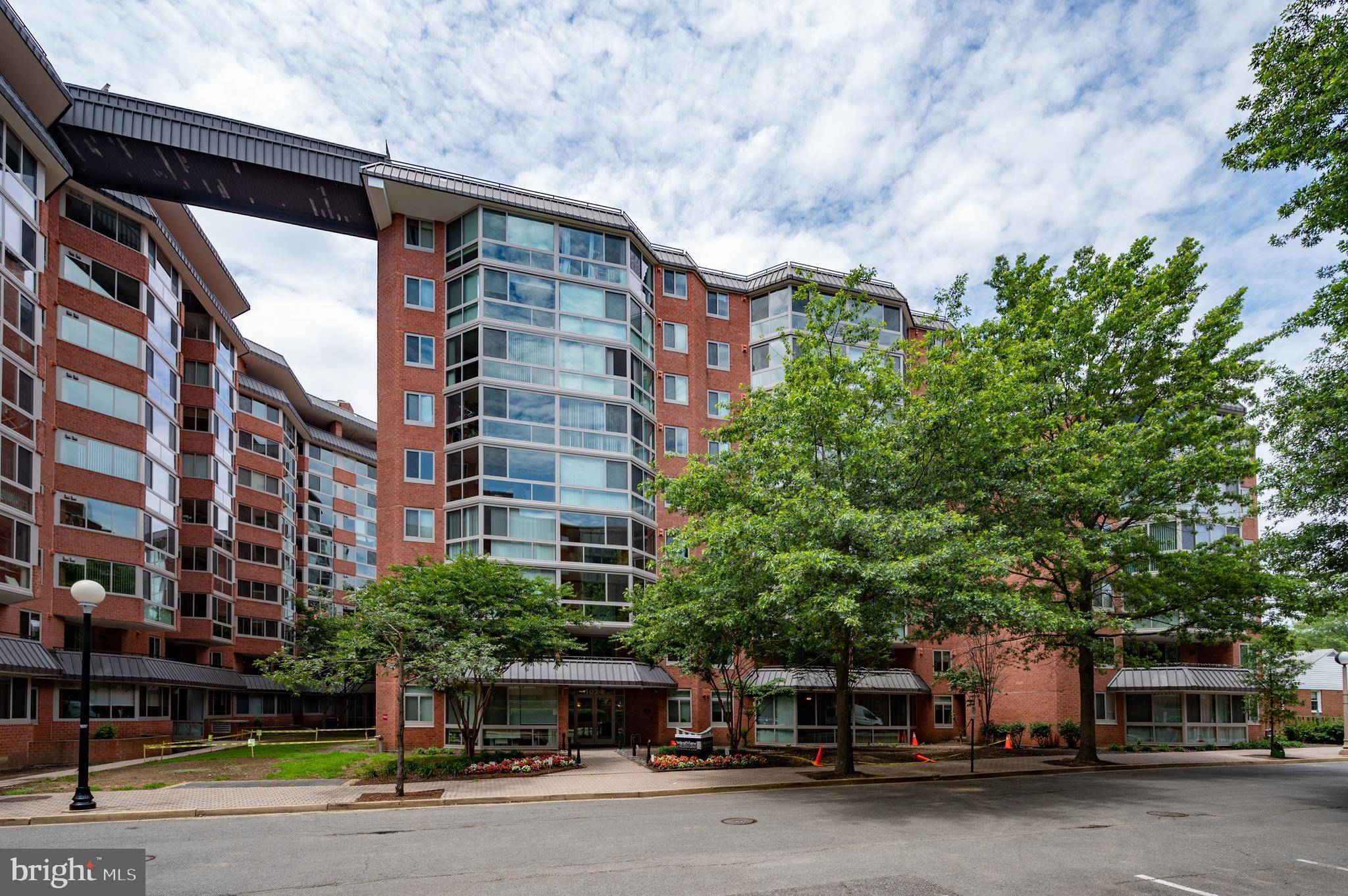 Arlington, VA 22201,1024 N UTAH ST #221