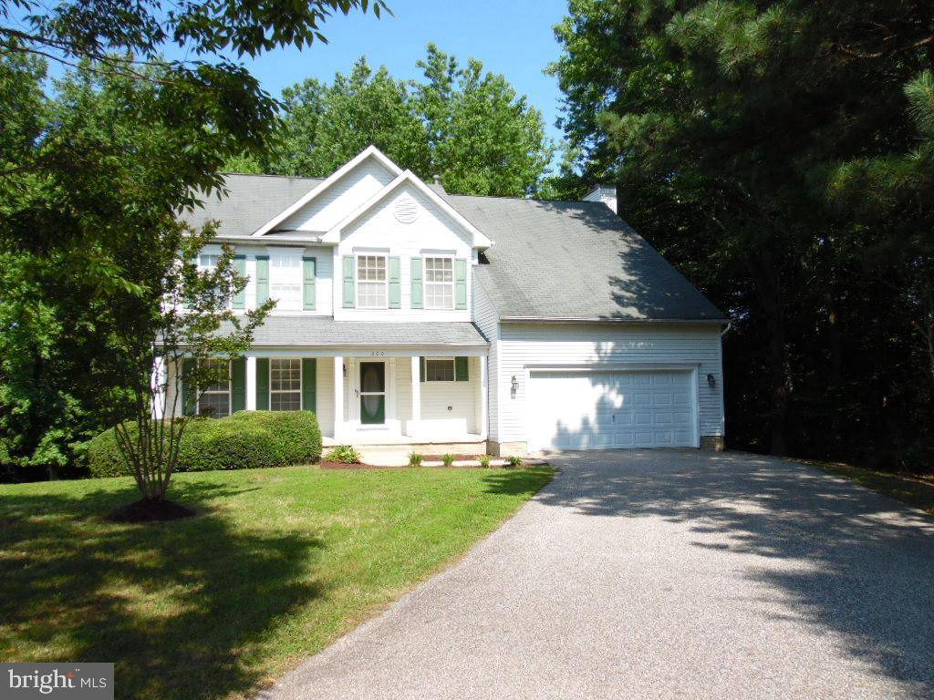 Waldorf, MD 20601,2001 CEDAR TREE CT