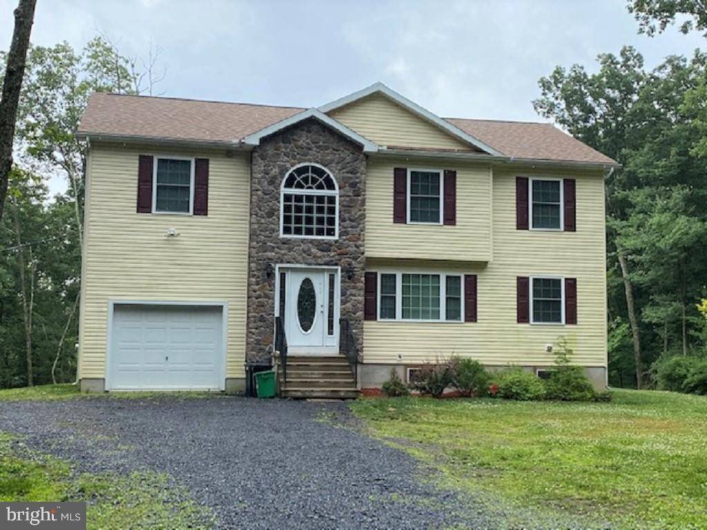 Bartonsville, PA 18321,536 HEARTHSTONE CIR