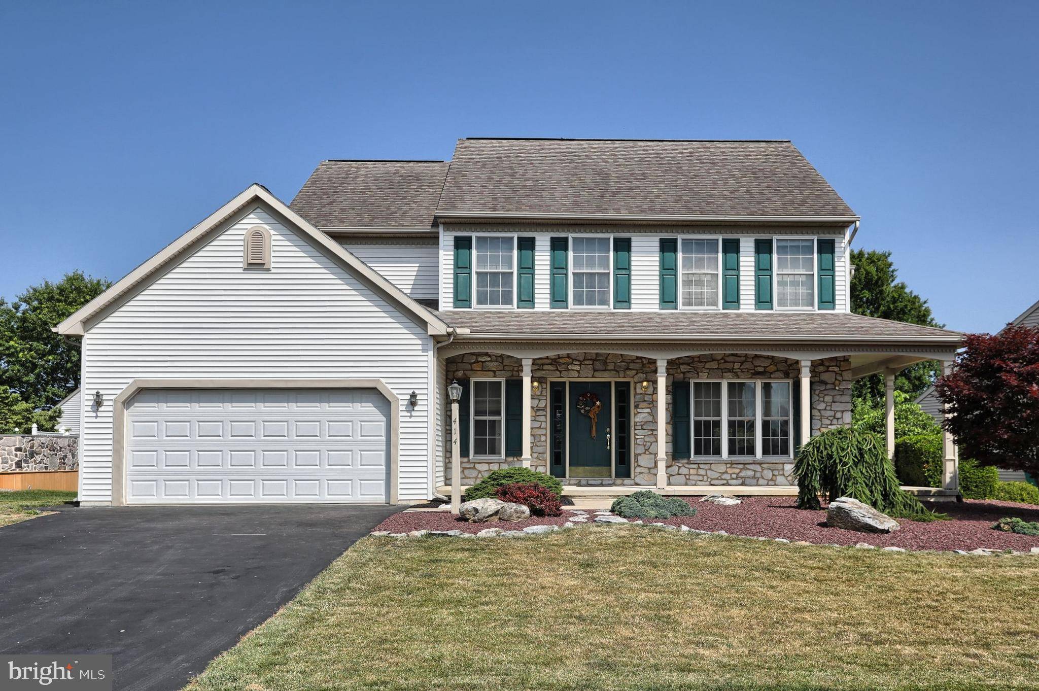 Palmyra, PA 17078,414 OAK LN