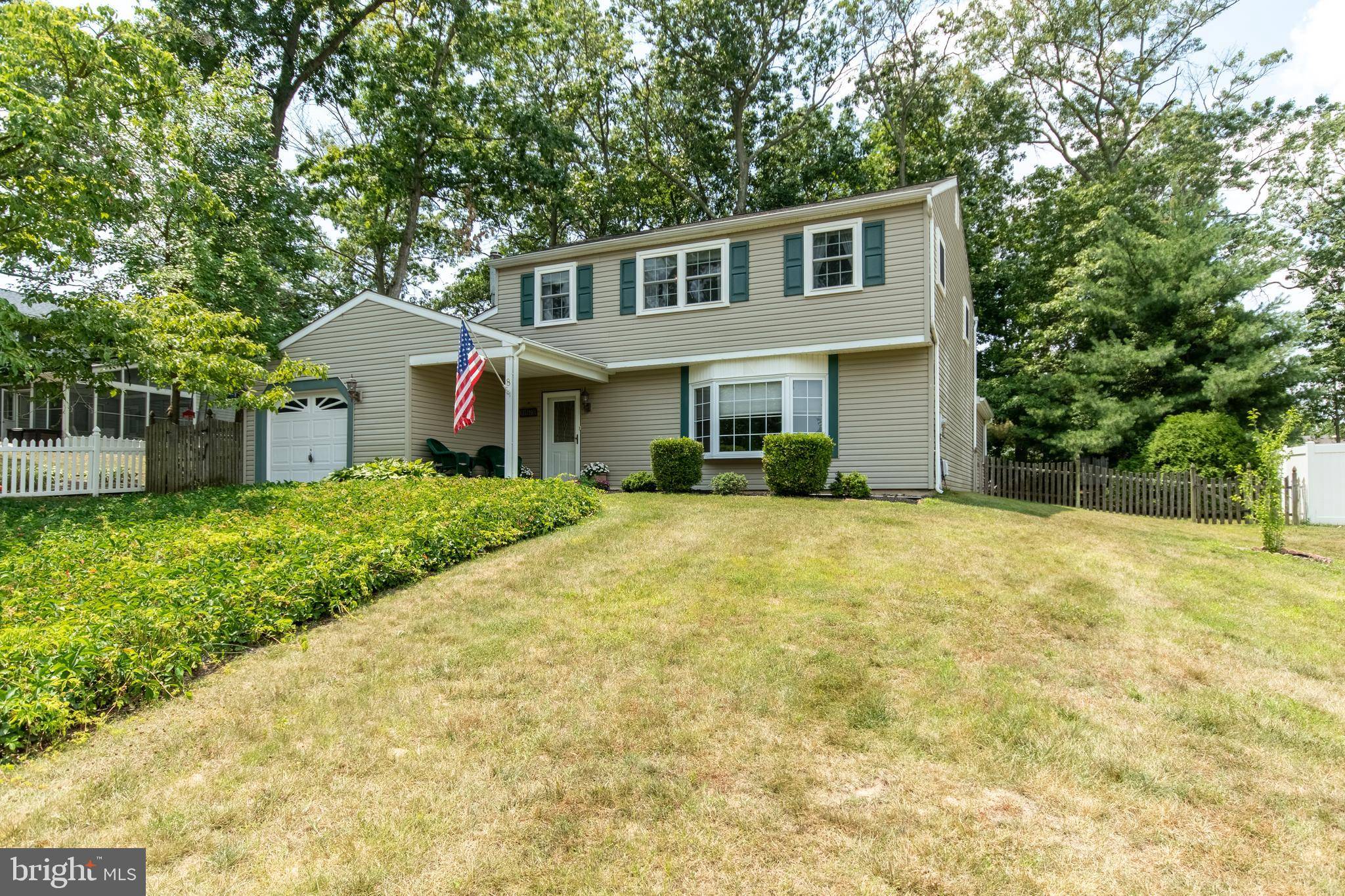 Sewell, NJ 08080,8 MARINER DR