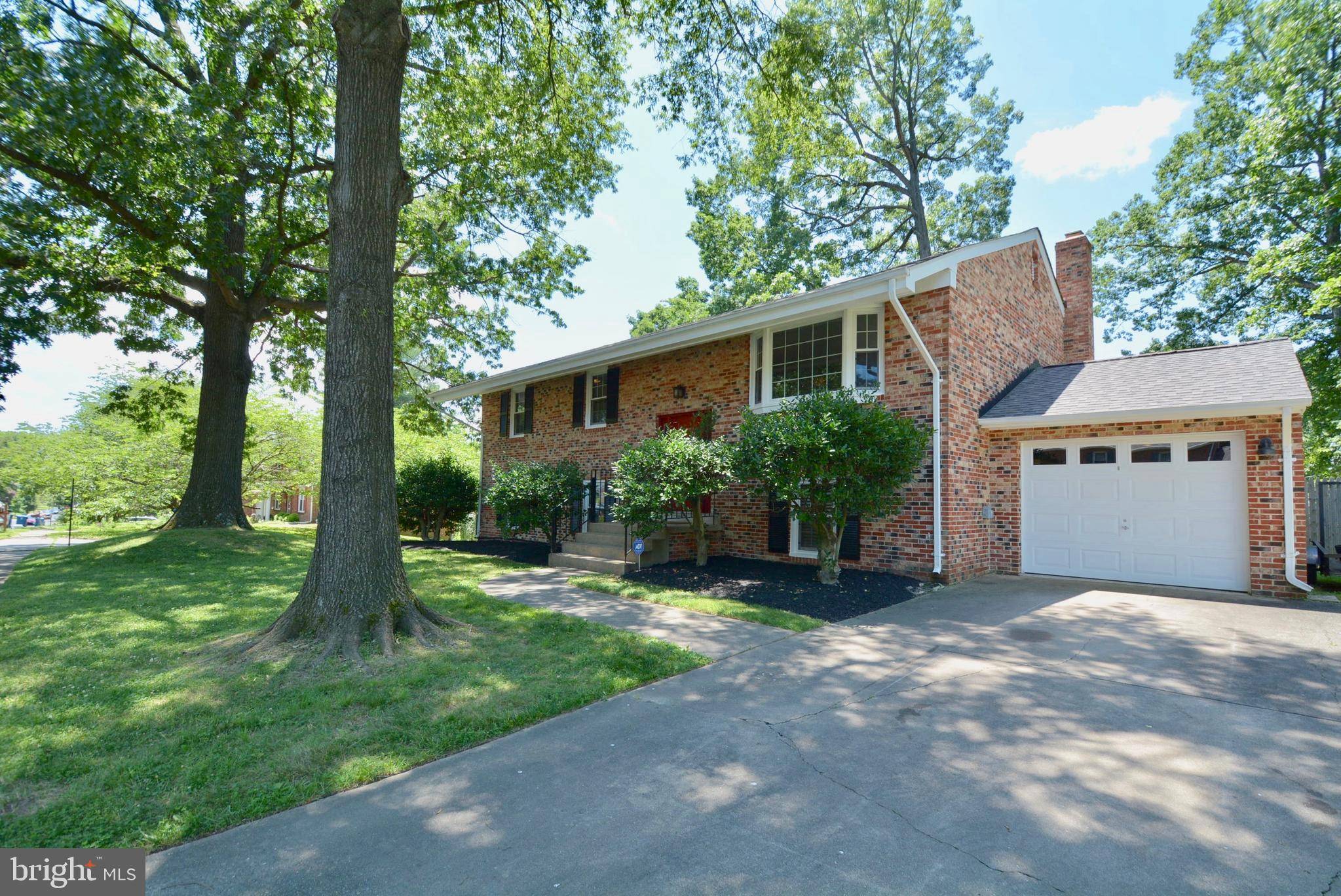 Annandale, VA 22003,3480 PENCE CT